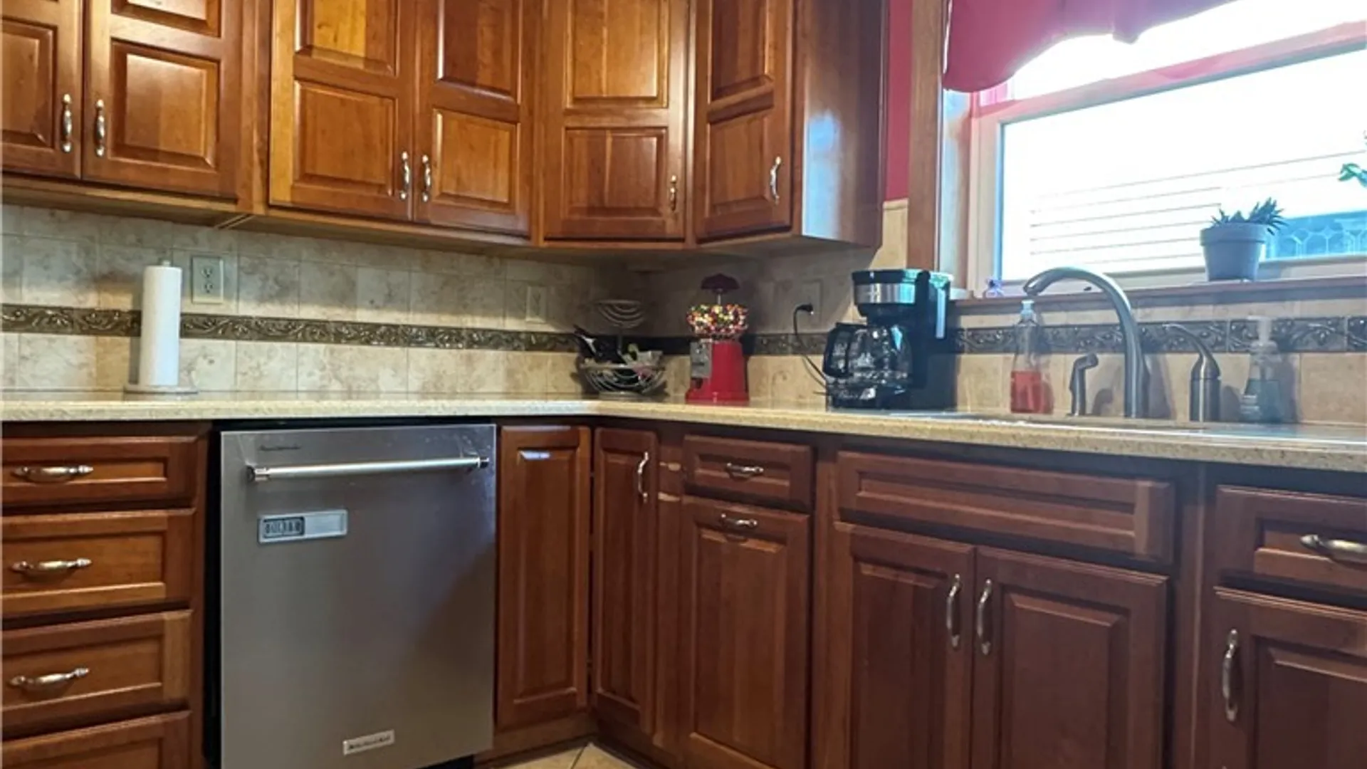 Property at 207 Wardman Road, Tonawanda, NY 14217 12
