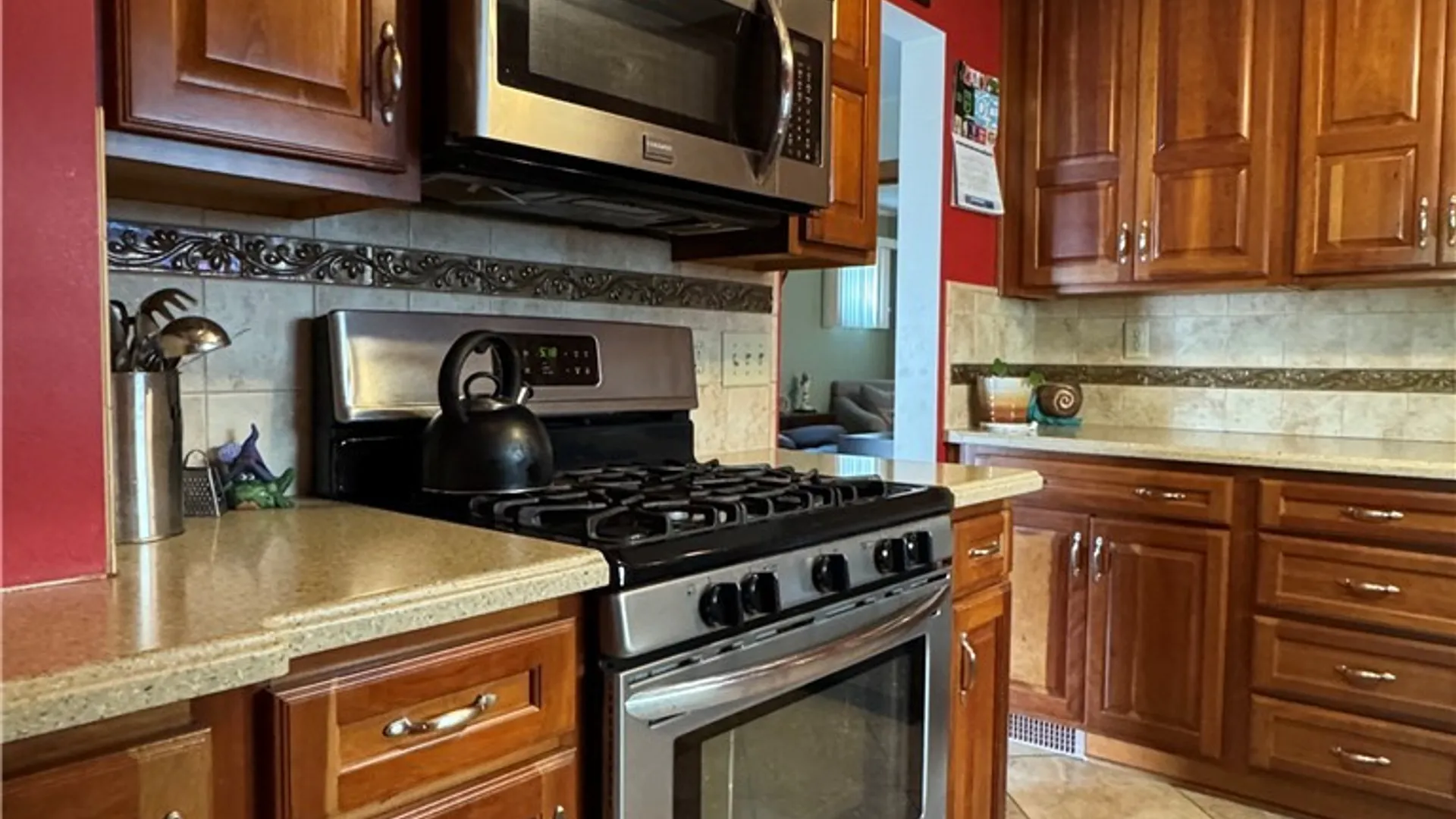 Property at 207 Wardman Road, Tonawanda, NY 14217 13