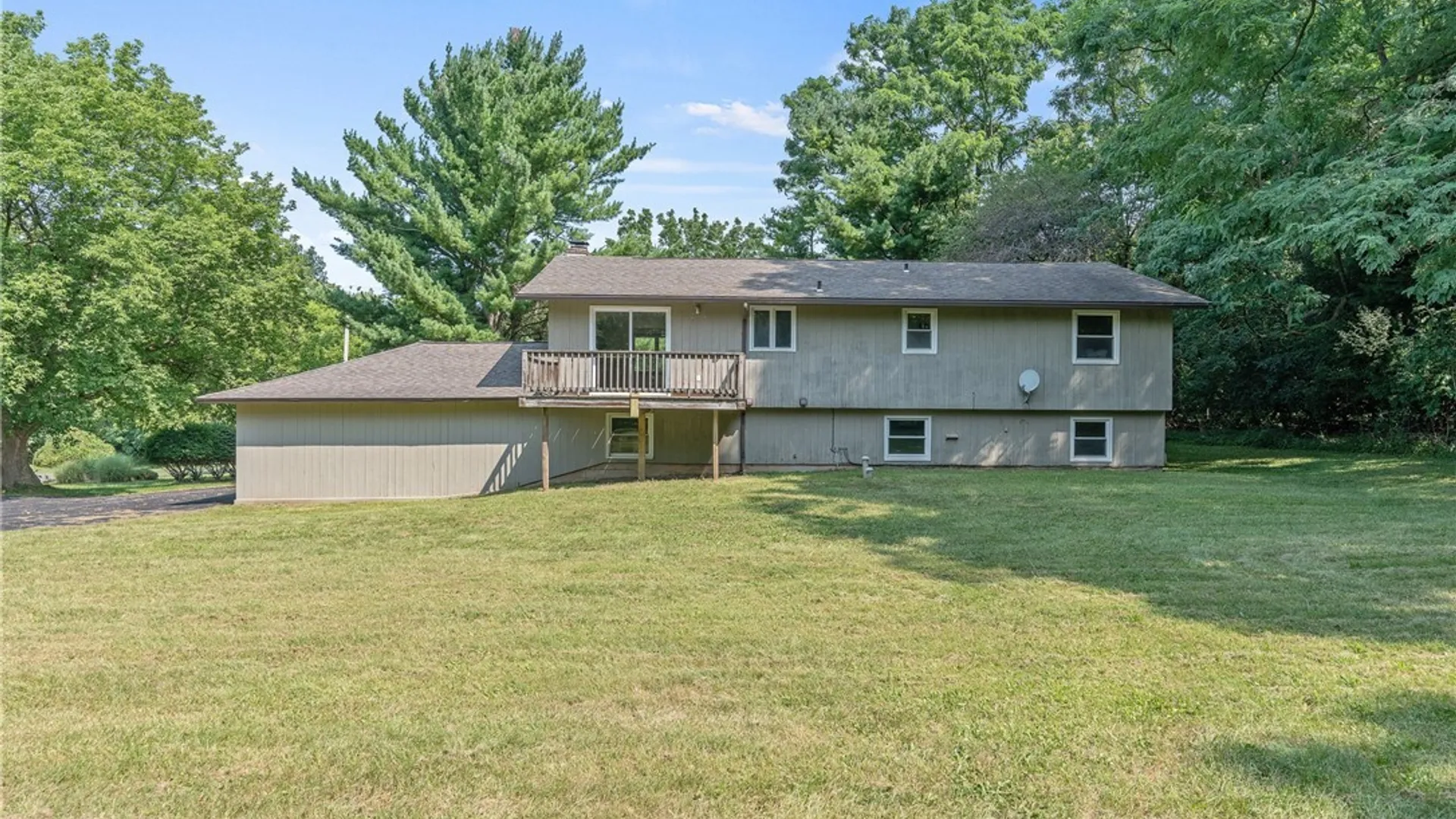 Property at 101 Saturn Drive, Syracuse, NY 13205 35