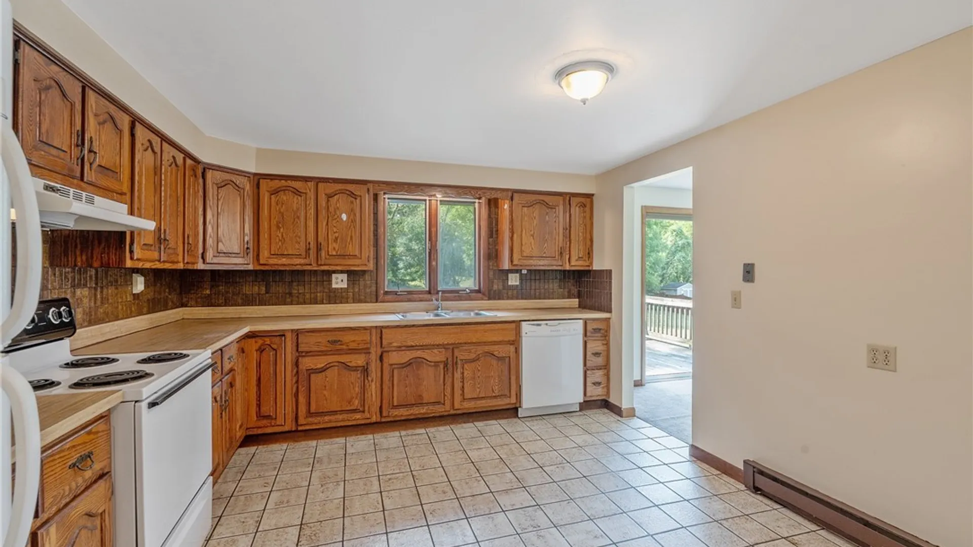Property at 101 Saturn Drive, Syracuse, NY 13205 11