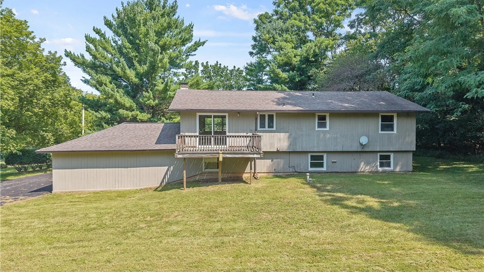 Property at 101 Saturn Drive, Syracuse, NY 13205 42