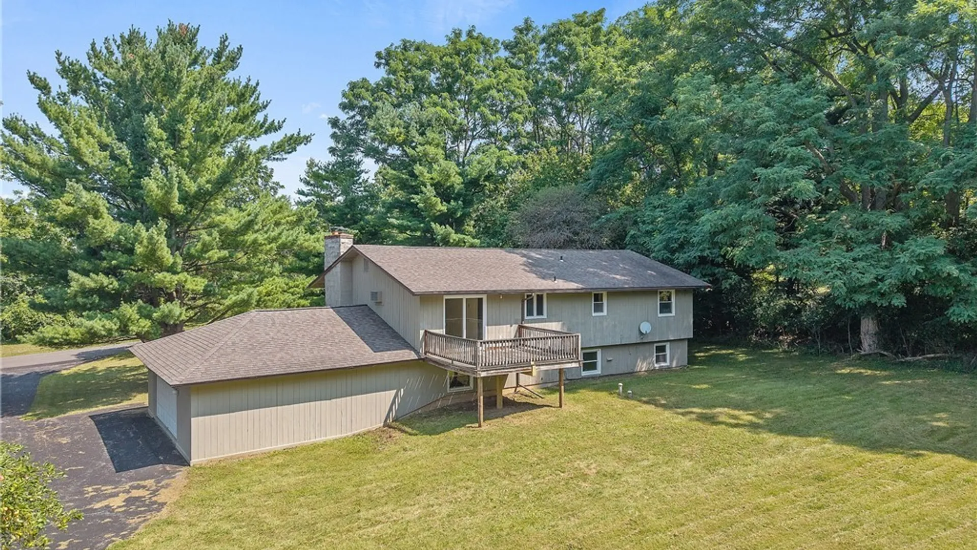 Property at 101 Saturn Drive, Syracuse, NY 13205 43