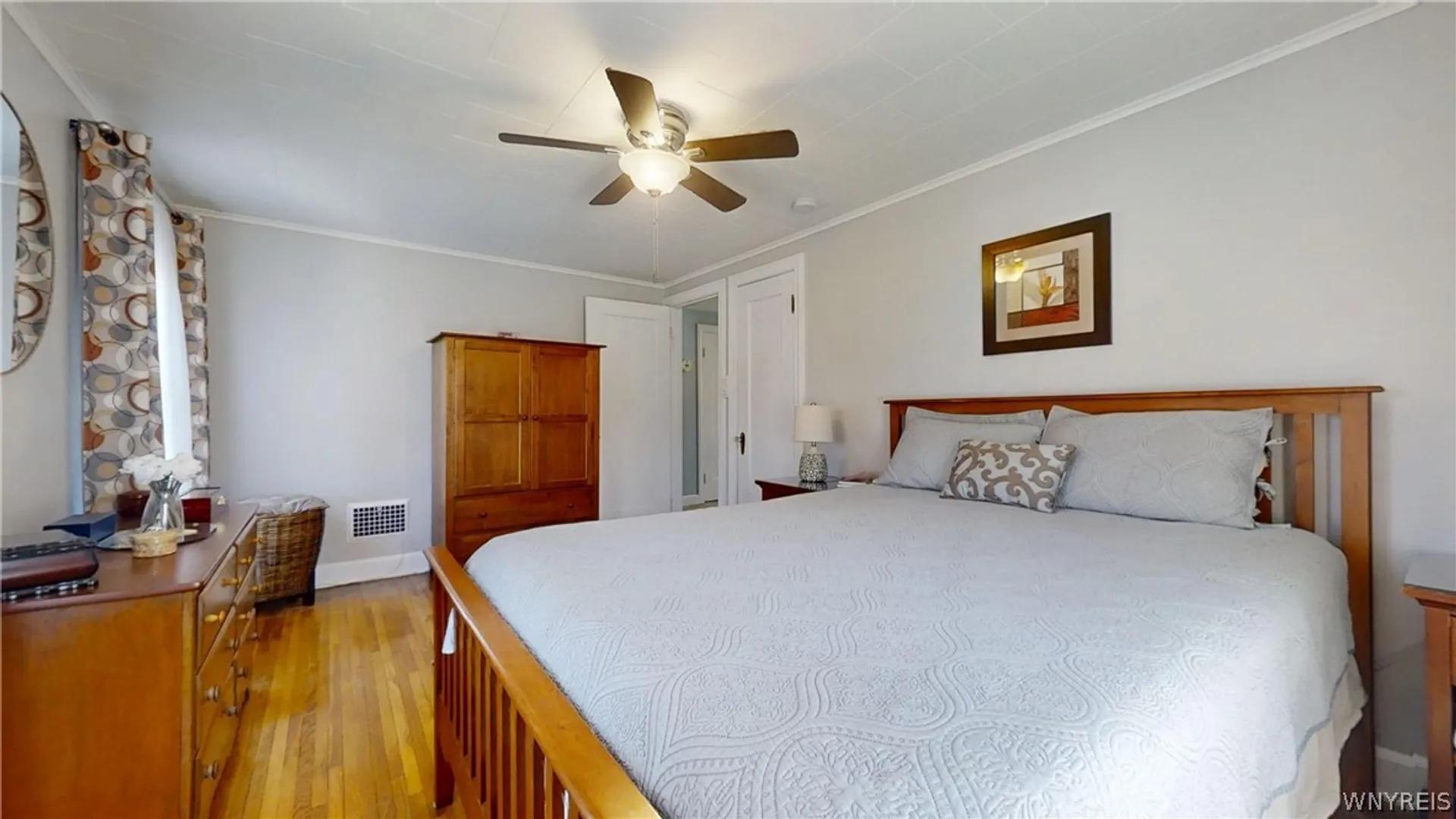 Property at 129 Hendricks Blvd, Amherst, NY 14226 35