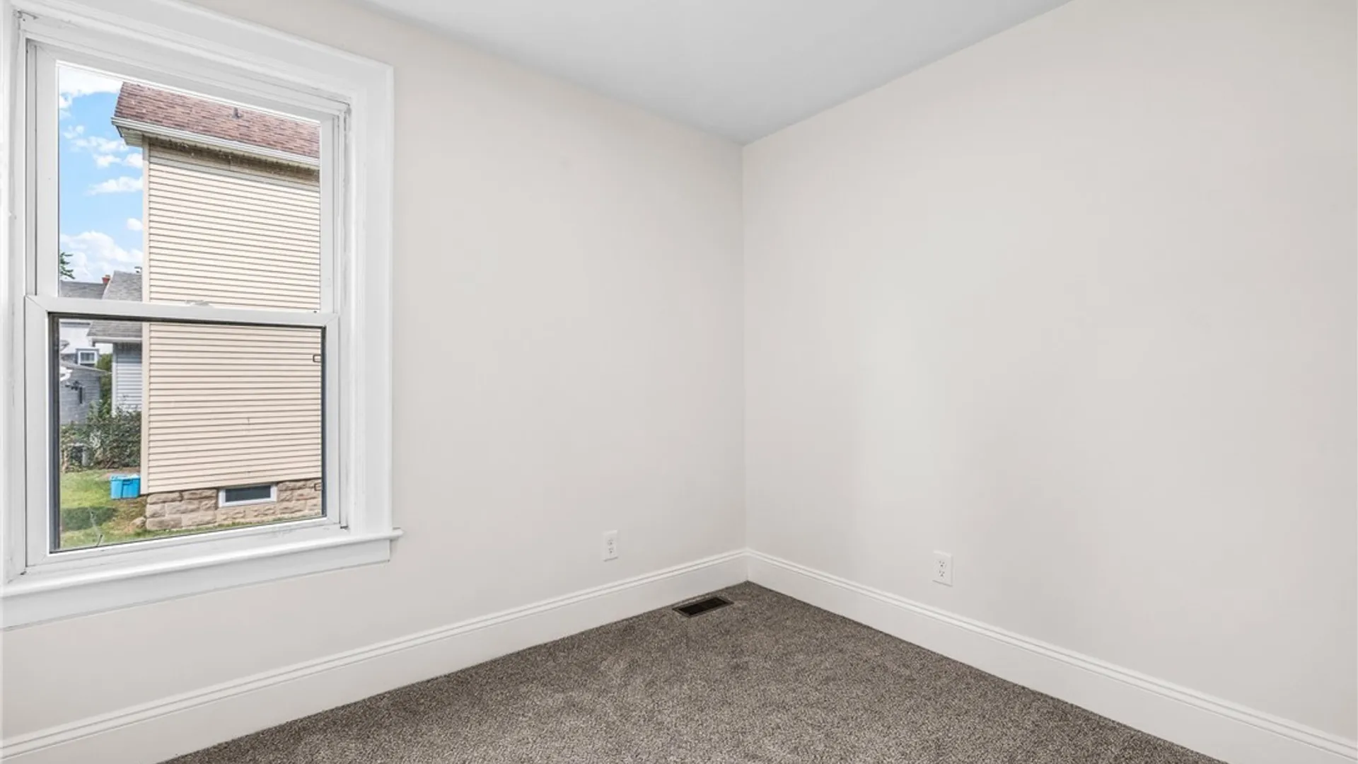Property at 44 Wyandotte Avenue, Buffalo, NY 14207 21