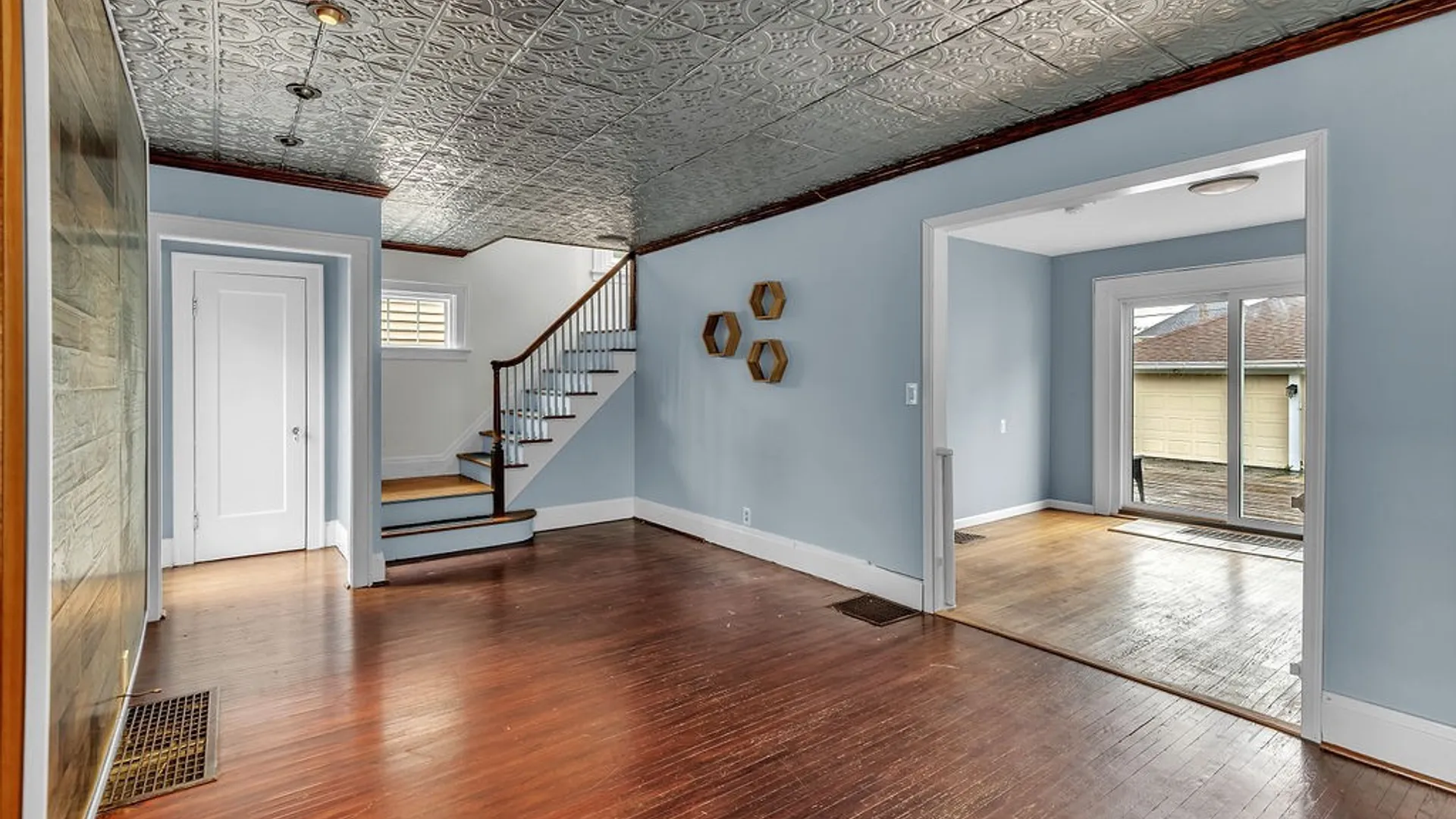 Property at 22 Bewley Parkway, Lockport City, NY 14094 3