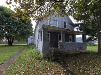 Property at 184 Bigelow Place, Cheektowaga, NY 14043
