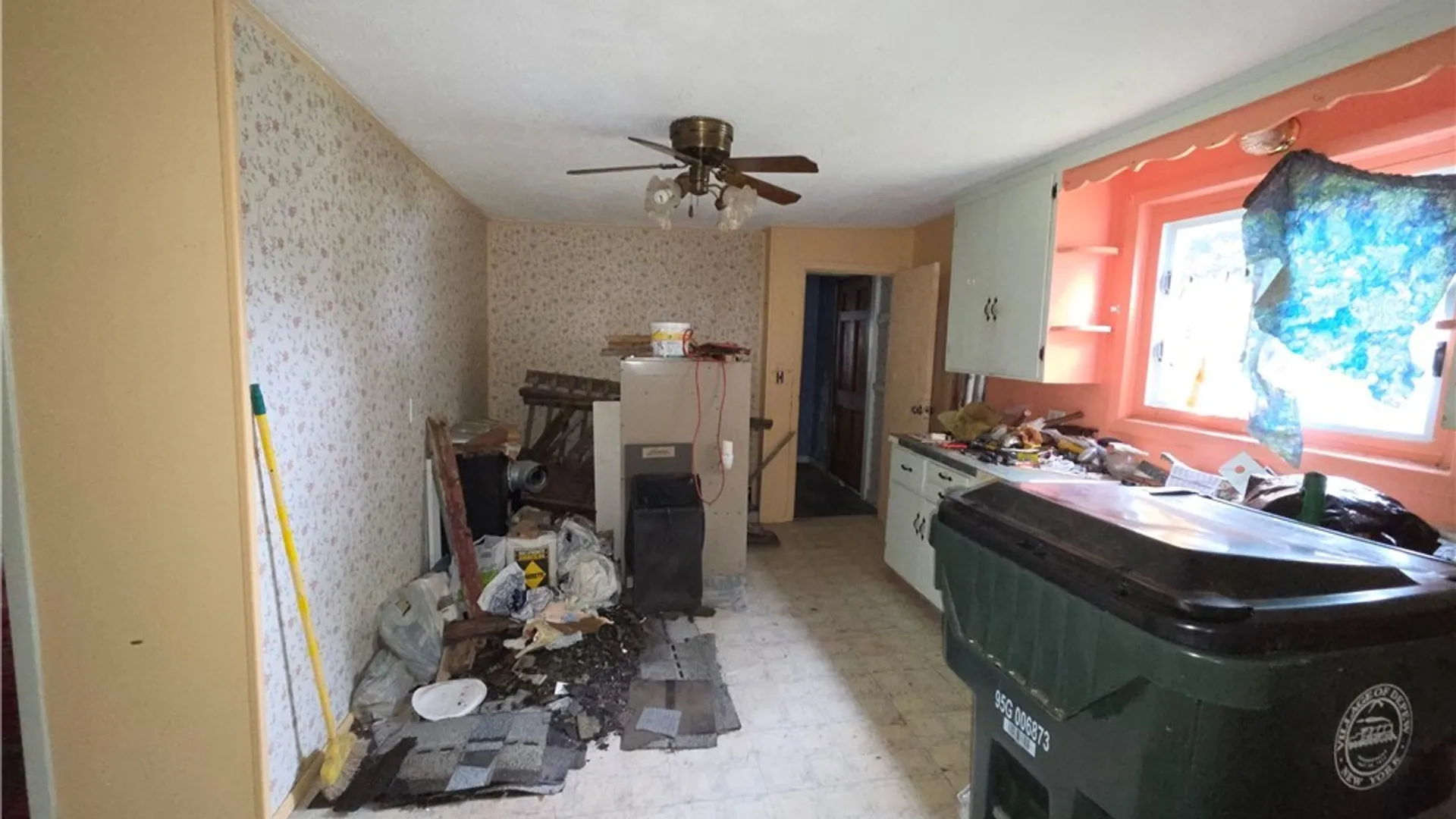 Property at 184 Bigelow Place, Cheektowaga, NY 14043 4