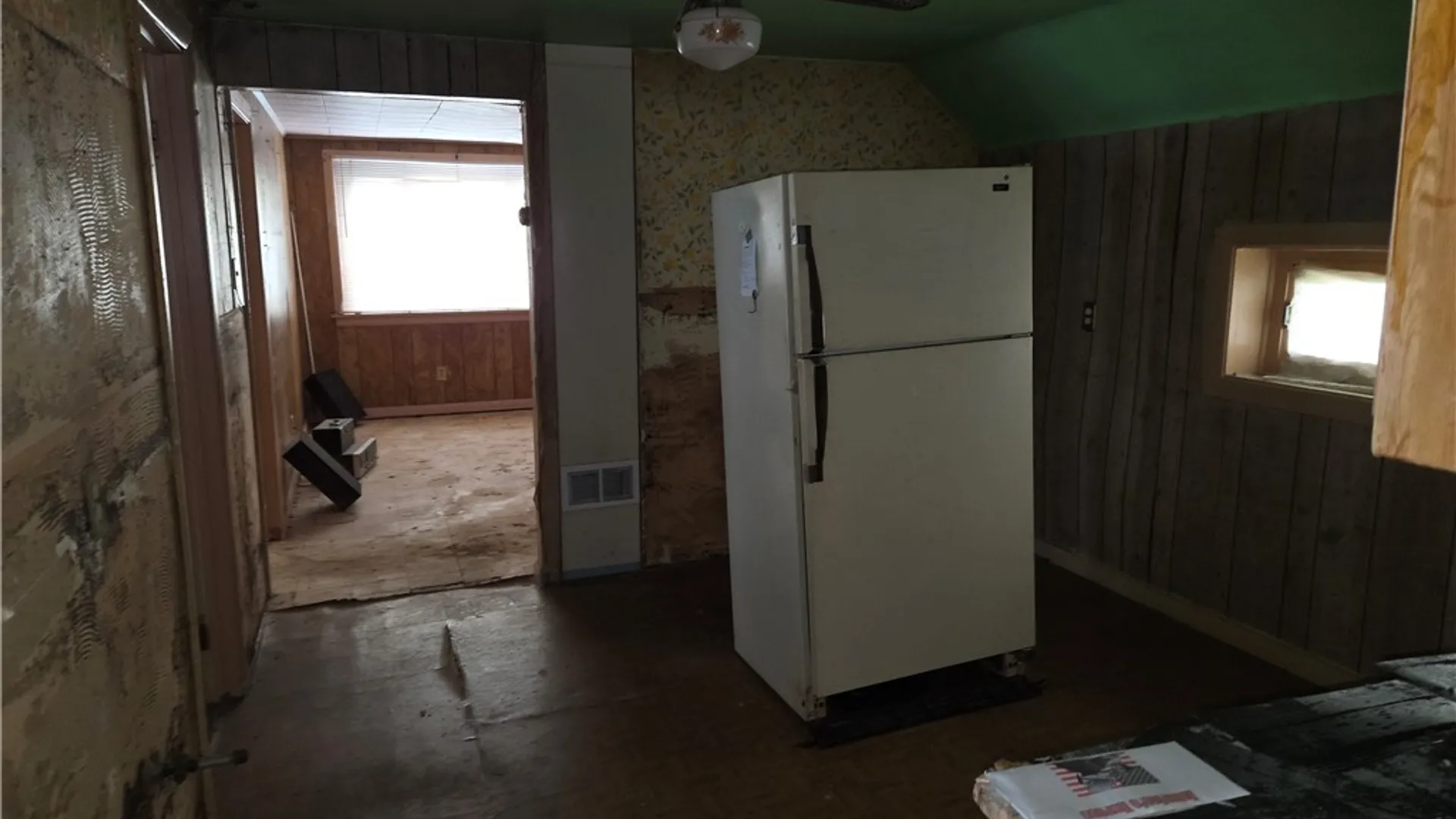 Property at 184 Bigelow Place, Cheektowaga, NY 14043 12