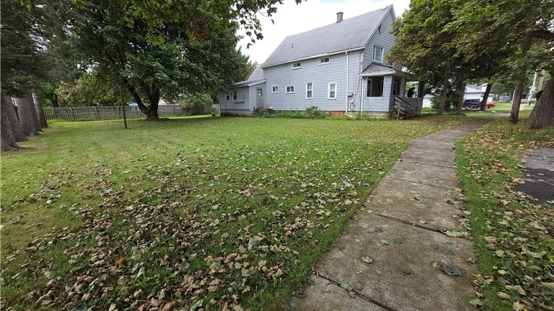 Property at 184 Bigelow Place, Cheektowaga, NY 14043 16