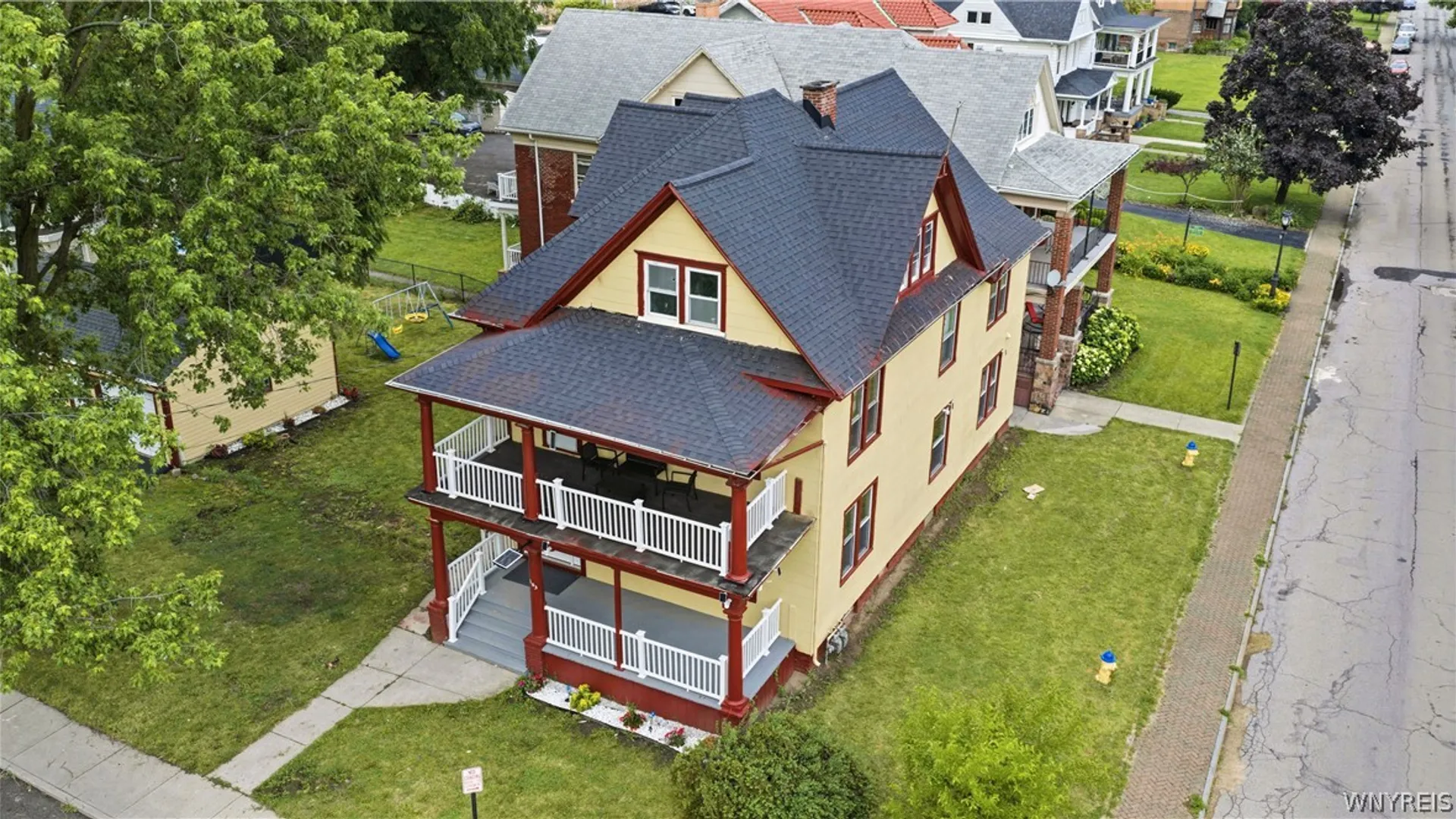 Property at 103 6th Street, Niagara Falls, NY 14303 3