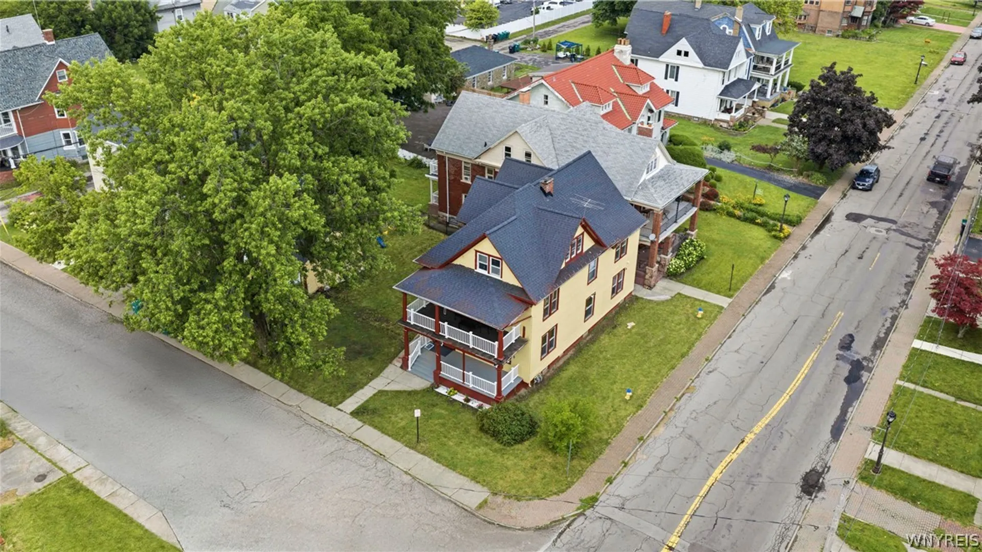 Property at 103 6th Street, Niagara Falls, NY 14303 9