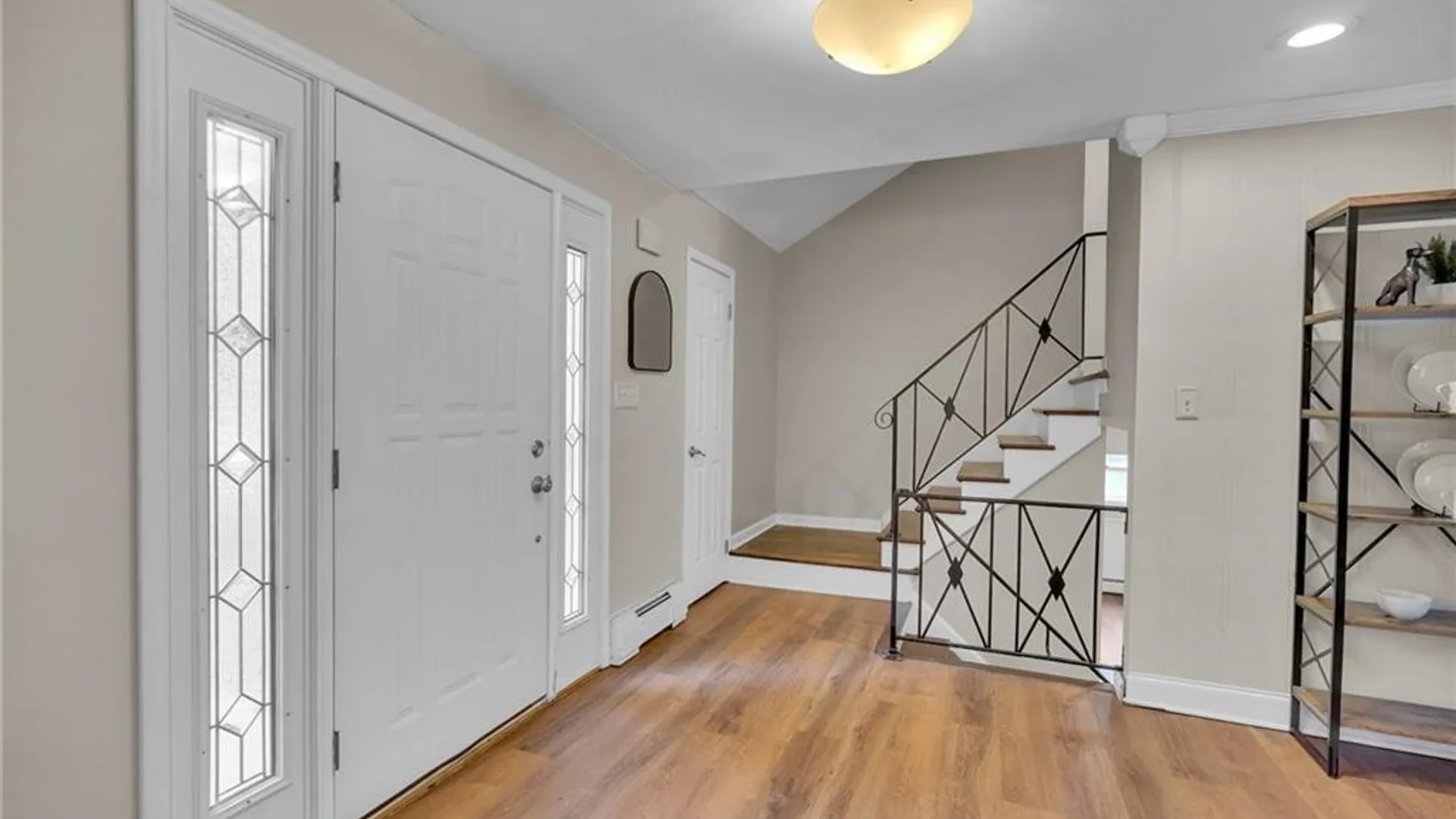 Property at 38 Sandhurst Lane, Amherst, NY 14221 5