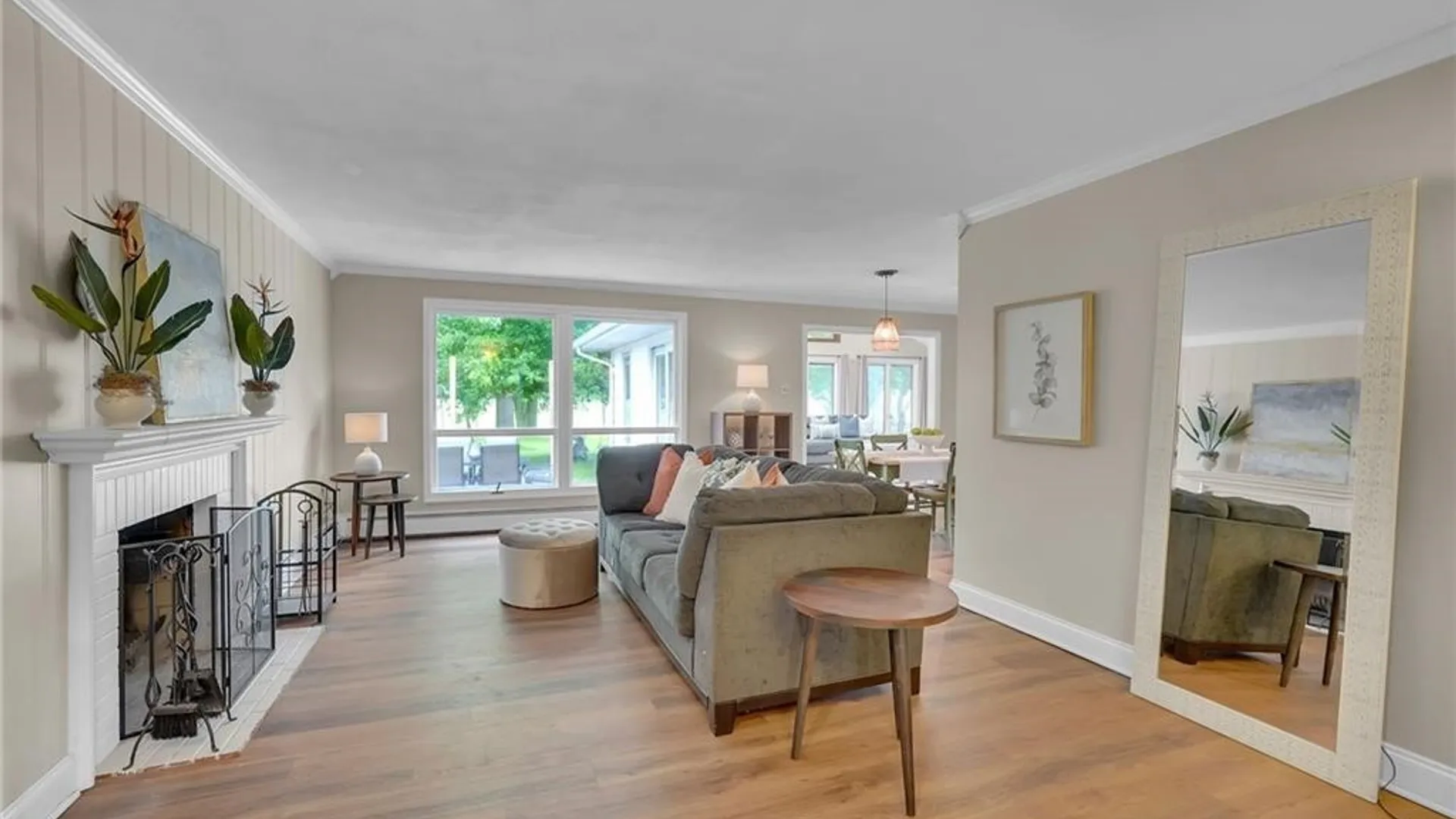 Property at 38 Sandhurst Lane, Amherst, NY 14221 6