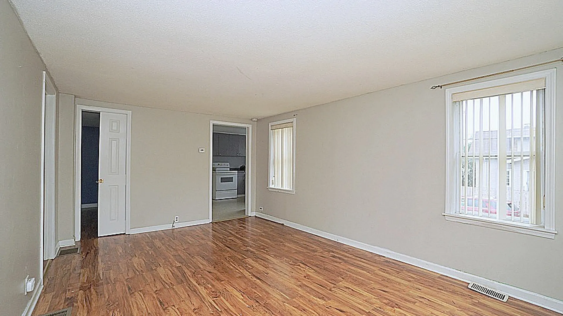 Property at 1124 Maple Avenue, Niagara Falls, NY 14305 8