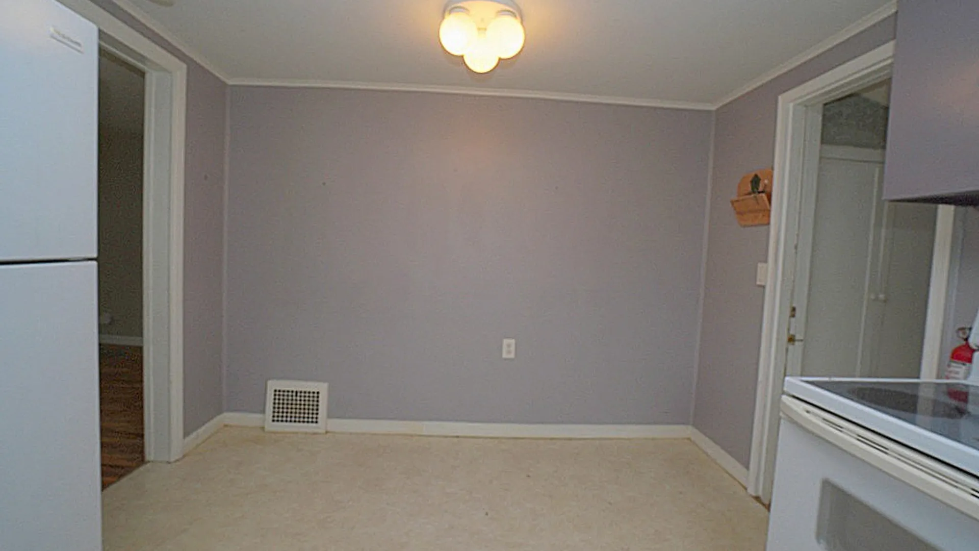 Property at 1124 Maple Avenue, Niagara Falls, NY 14305 16