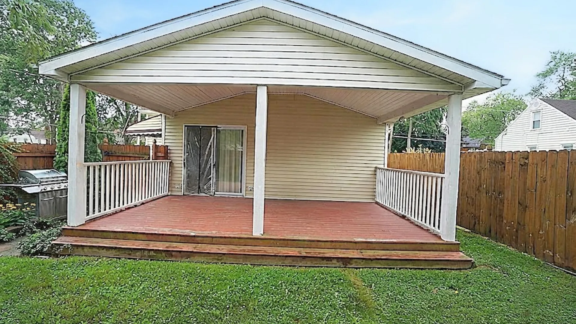 Property at 1124 Maple Avenue, Niagara Falls, NY 14305 17
