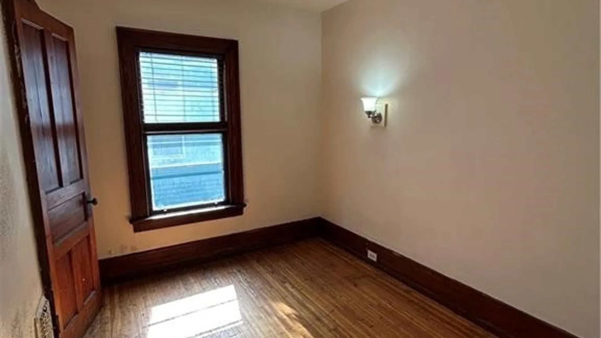Property at 352 Auburn Avenue, Buffalo, NY 14213 12
