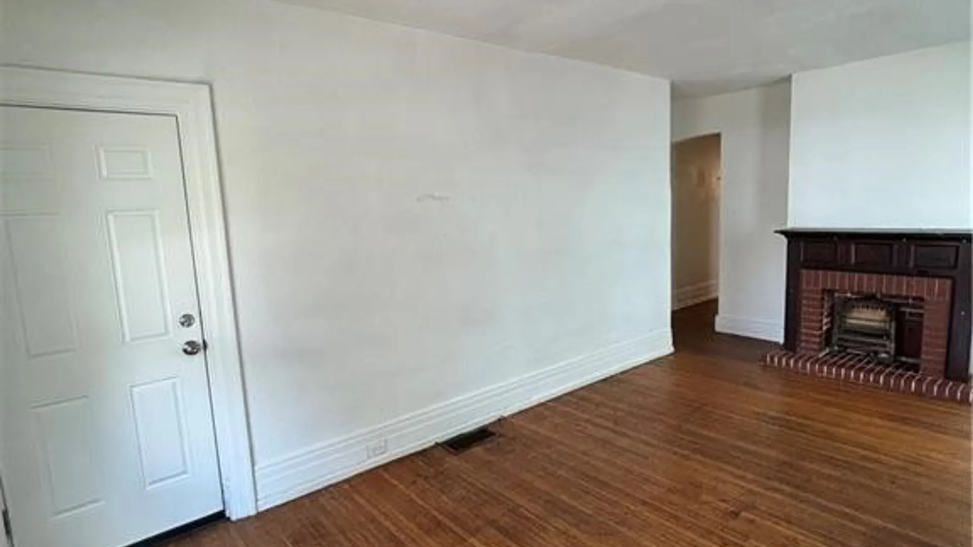Property at 352 Auburn Avenue, Buffalo, NY 14213 37