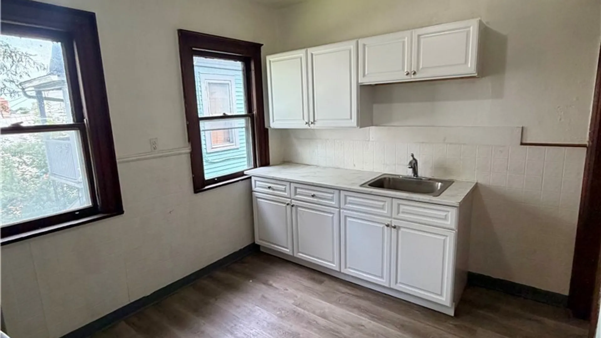 Property at 352 Auburn Avenue, Buffalo, NY 14213 46
