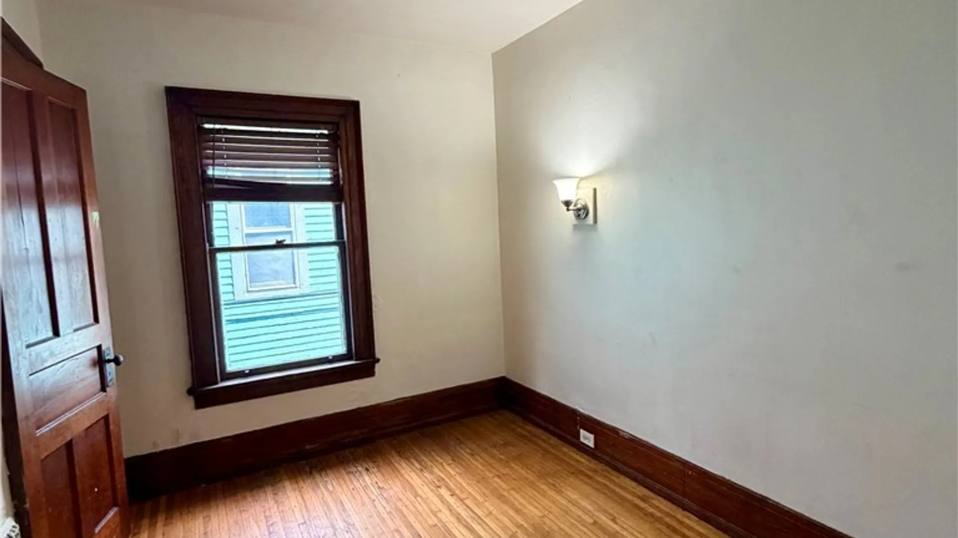 Property at 352 Auburn Avenue, Buffalo, NY 14213 41