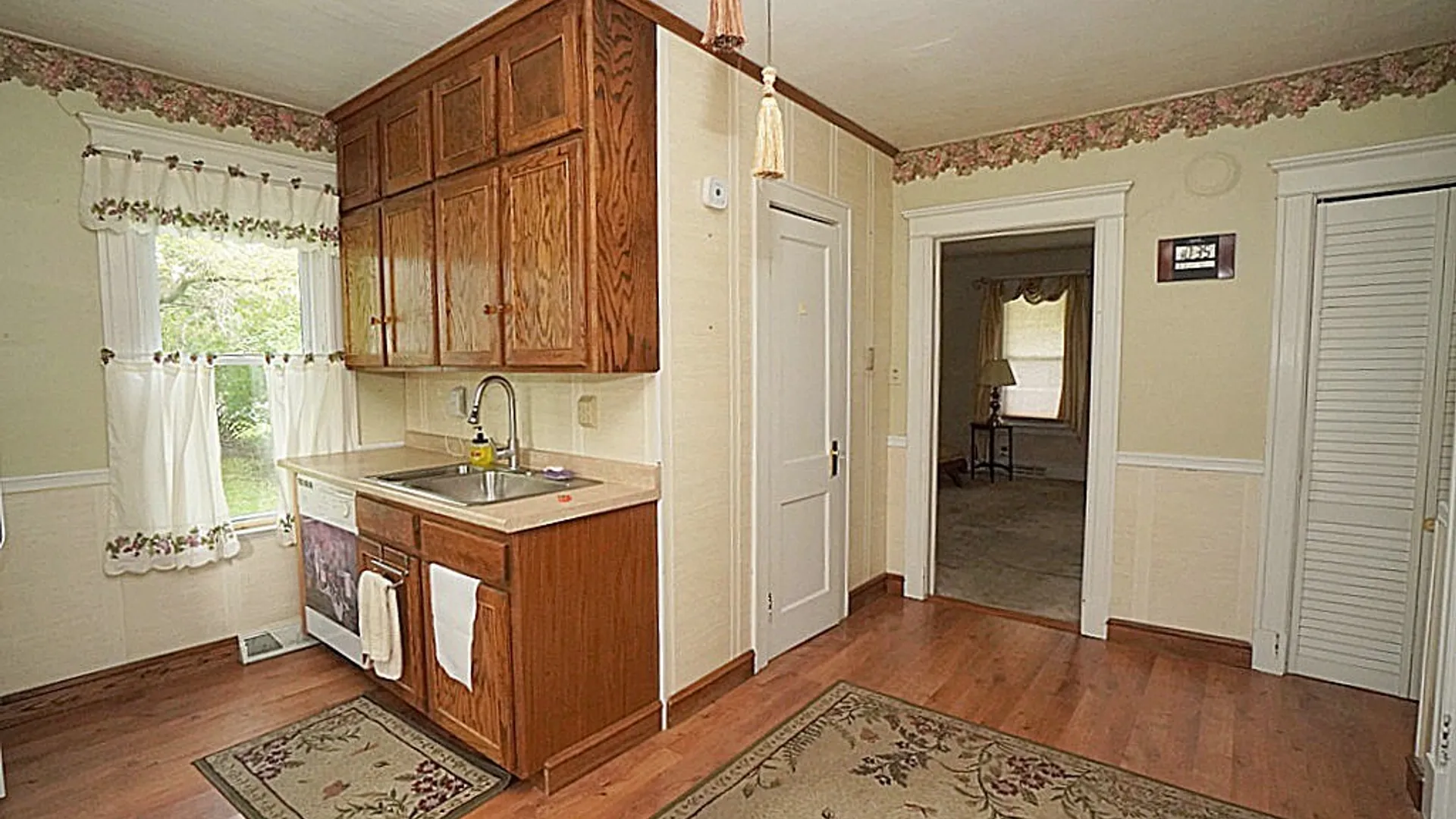 Property at 2398 Niagara Road, Wheatfield, NY 14304 14