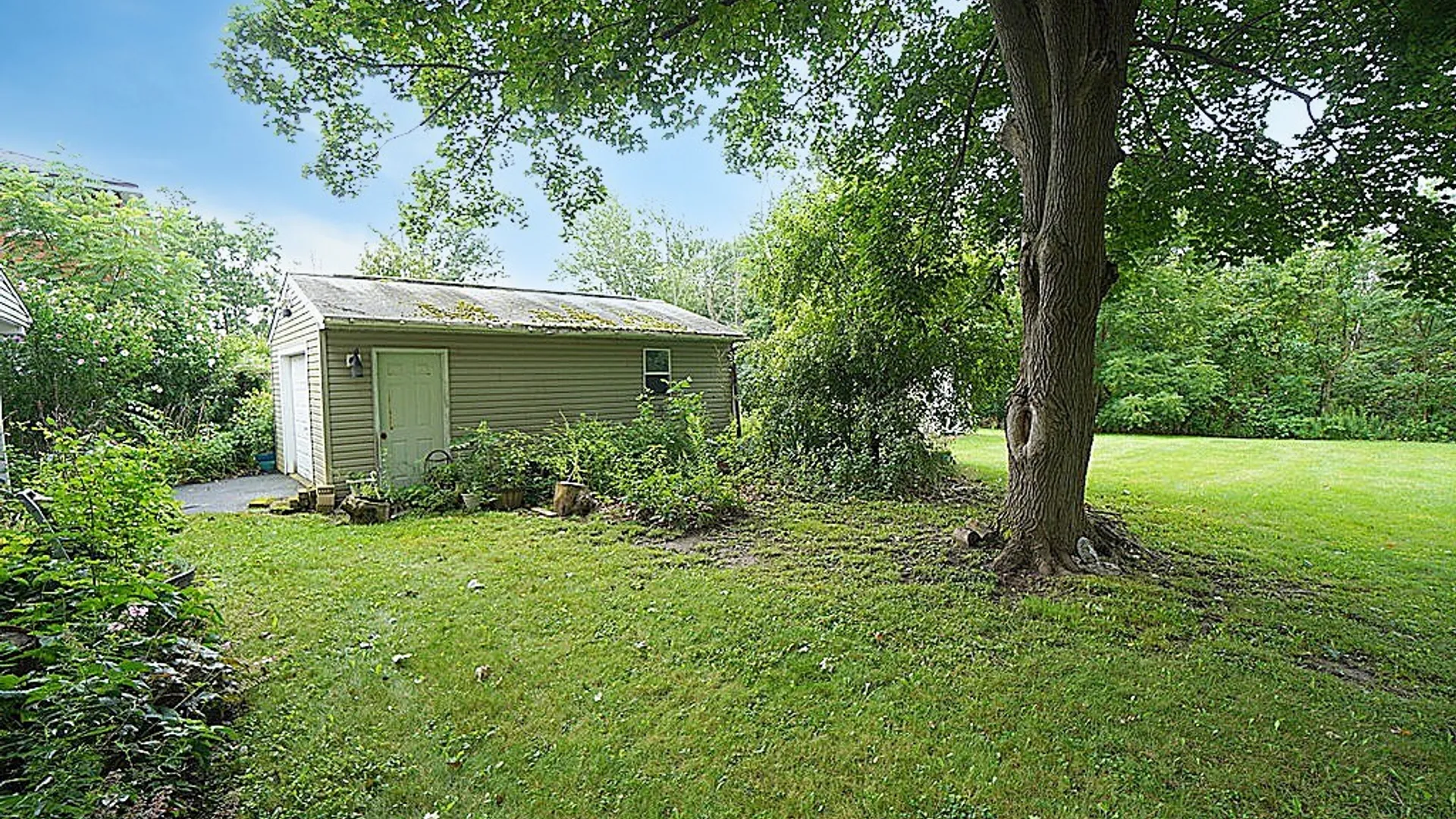 Property at 2398 Niagara Road, Wheatfield, NY 14304 26