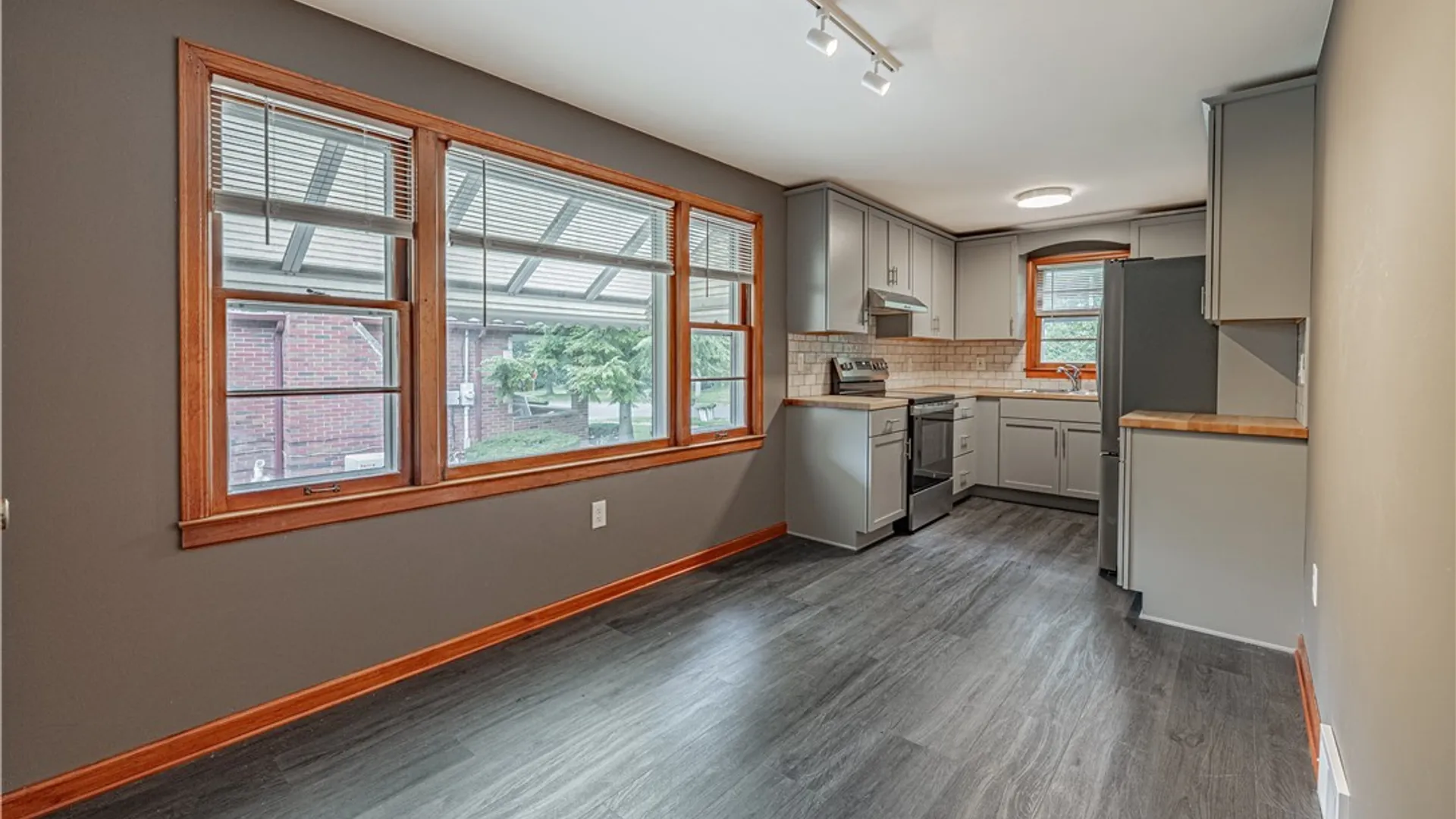 Property at 807 Maple Avenue, Niagara Falls, NY 14305 22