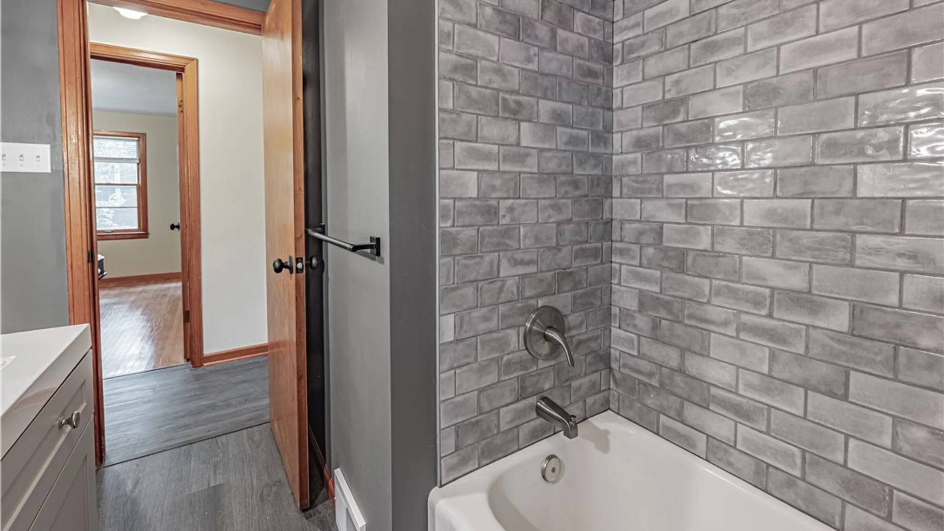 Property at 807 Maple Avenue, Niagara Falls, NY 14305 30