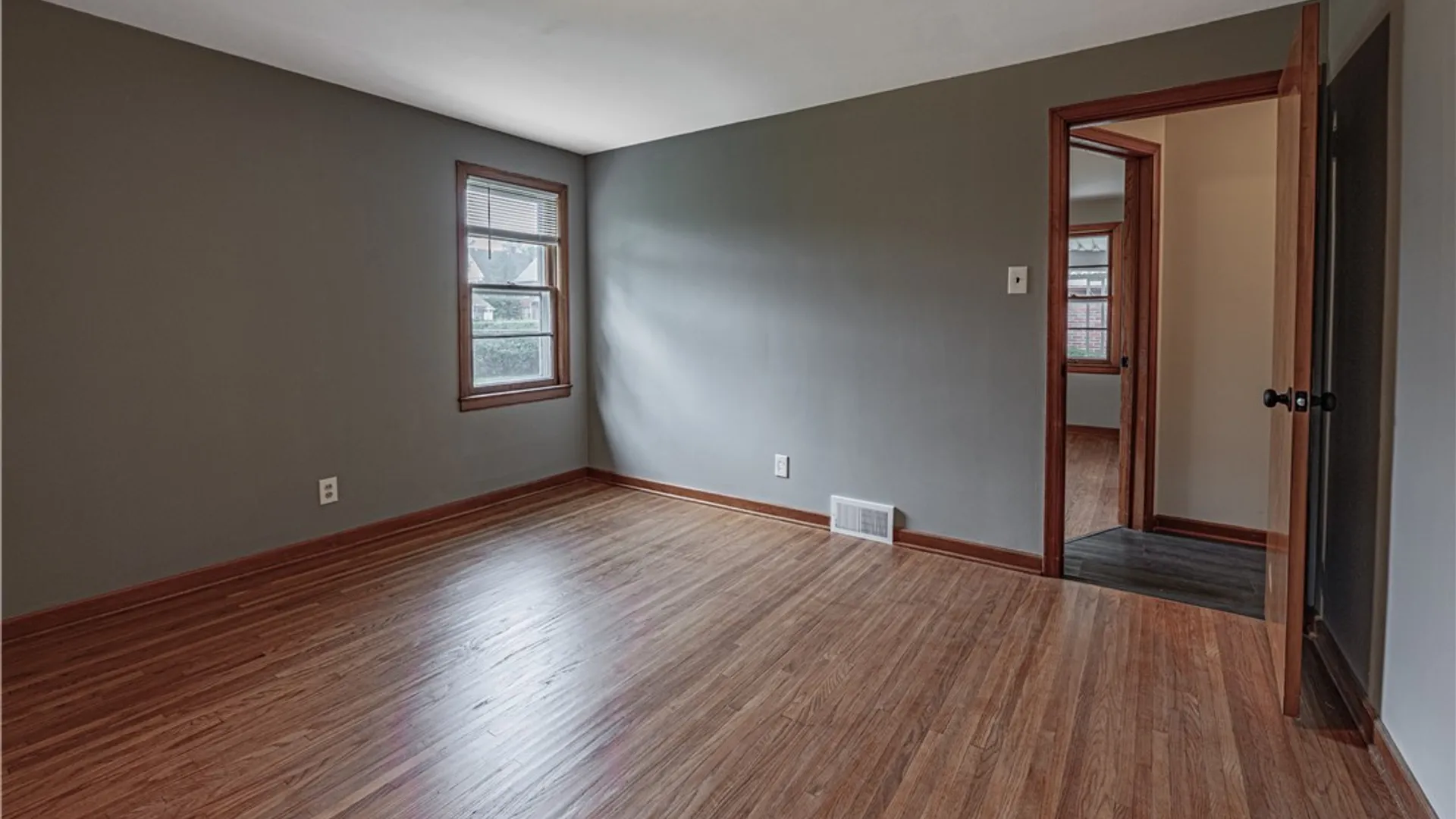 Property at 807 Maple Avenue, Niagara Falls, NY 14305 33