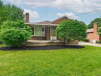 Property at 807 Maple Avenue, Niagara Falls, NY 14305