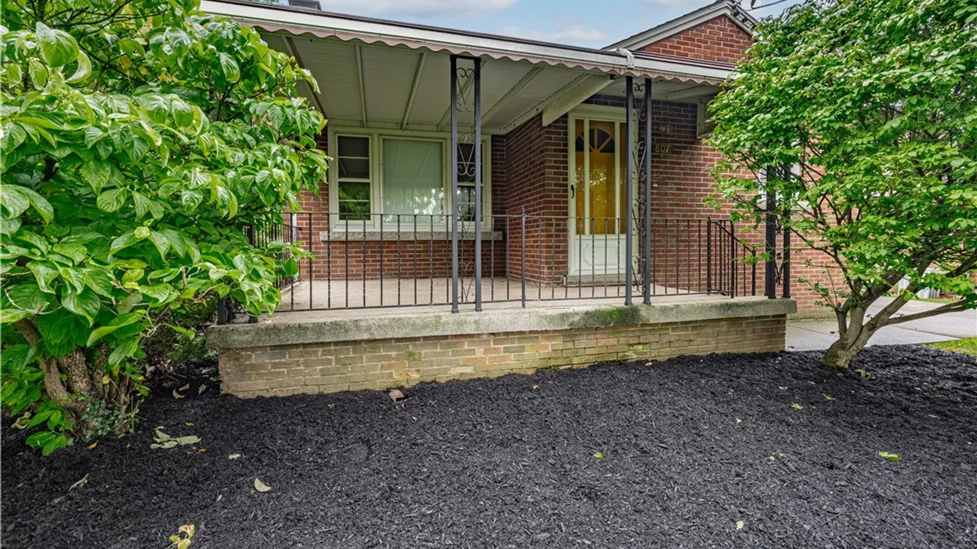 Property at 807 Maple Avenue, Niagara Falls, NY 14305 7