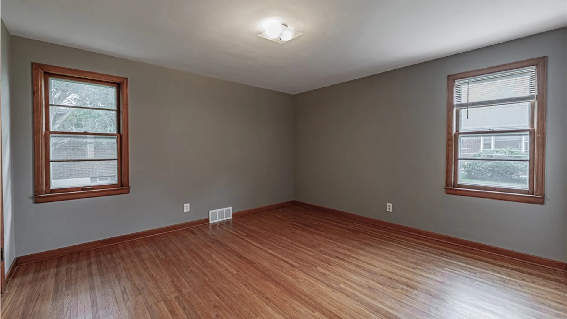 Property at 807 Maple Avenue, Niagara Falls, NY 14305 27
