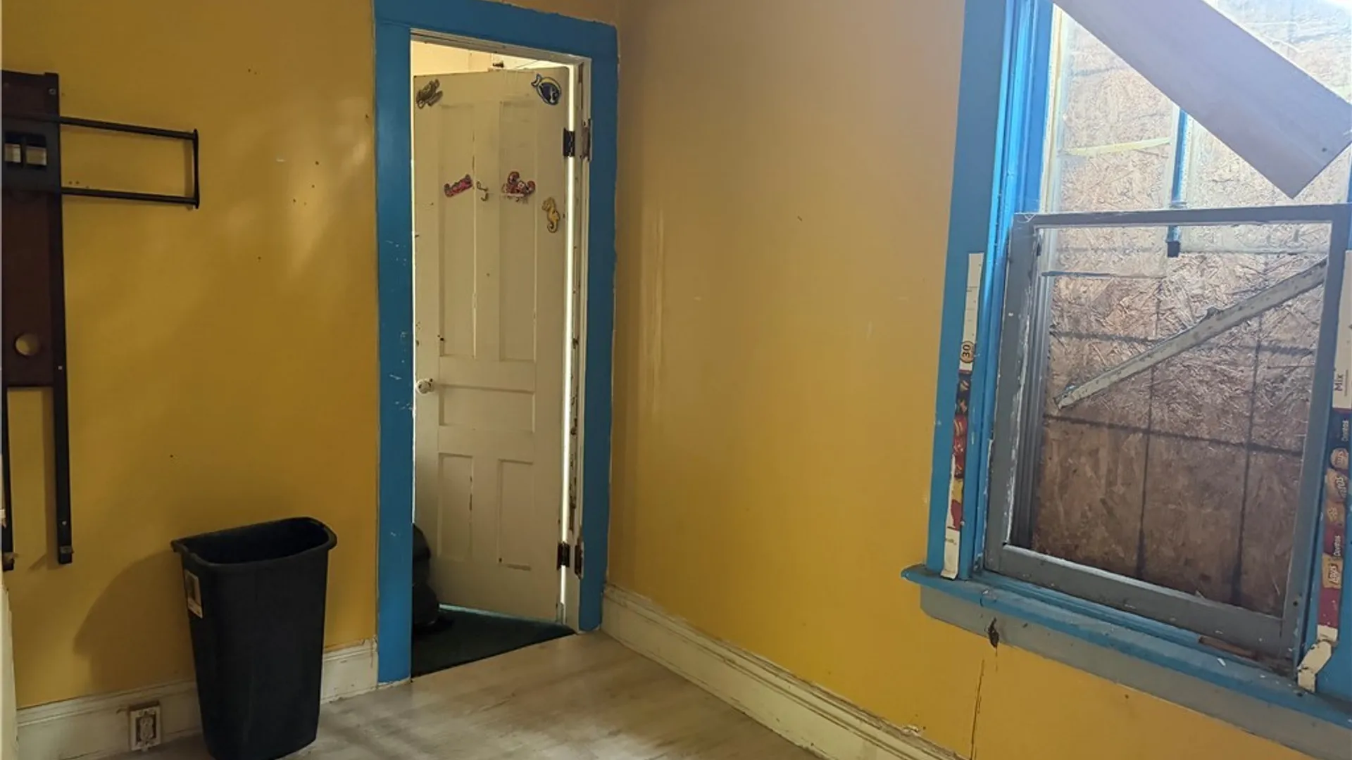 Property at 27 Cayuga Street, Buffalo, NY 14211 10