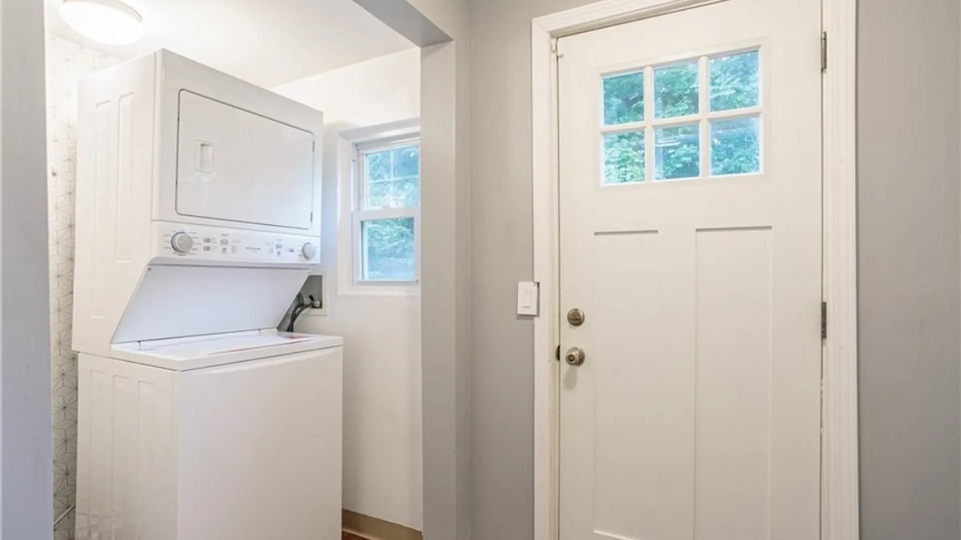 Property at 208 Middlesex Road, Rochester, NY 14610 4