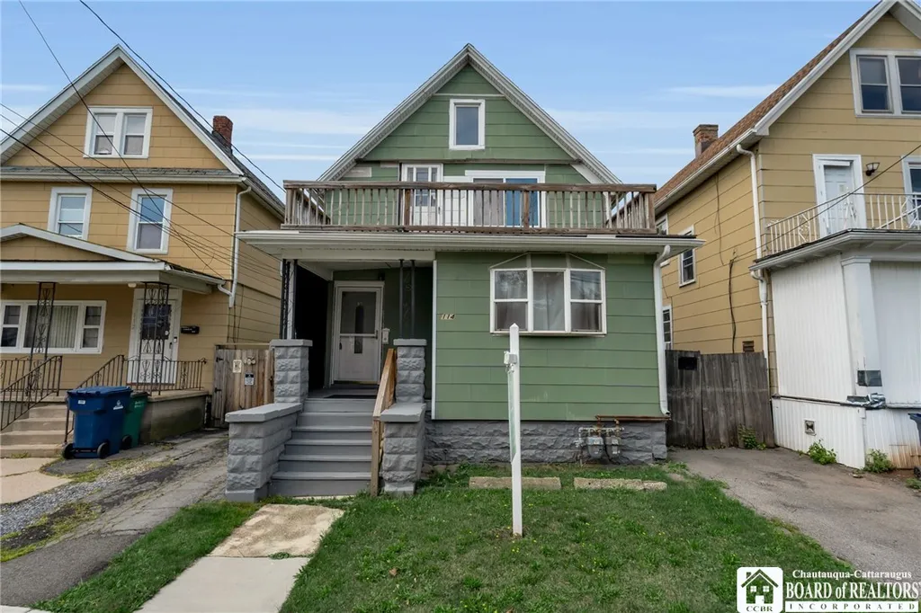 Property at 114 Roesch Avenue, Buffalo, NY 14207
