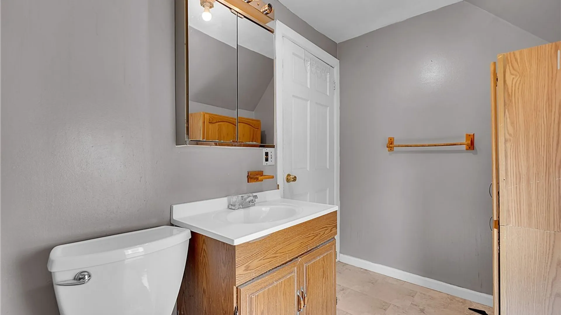 Property at 114 Roesch Avenue, Buffalo, NY 14207 22