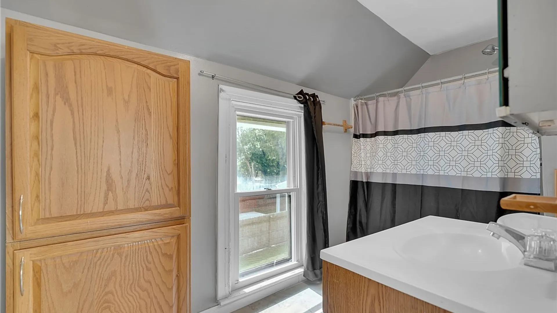 Property at 114 Roesch Avenue, Buffalo, NY 14207 23