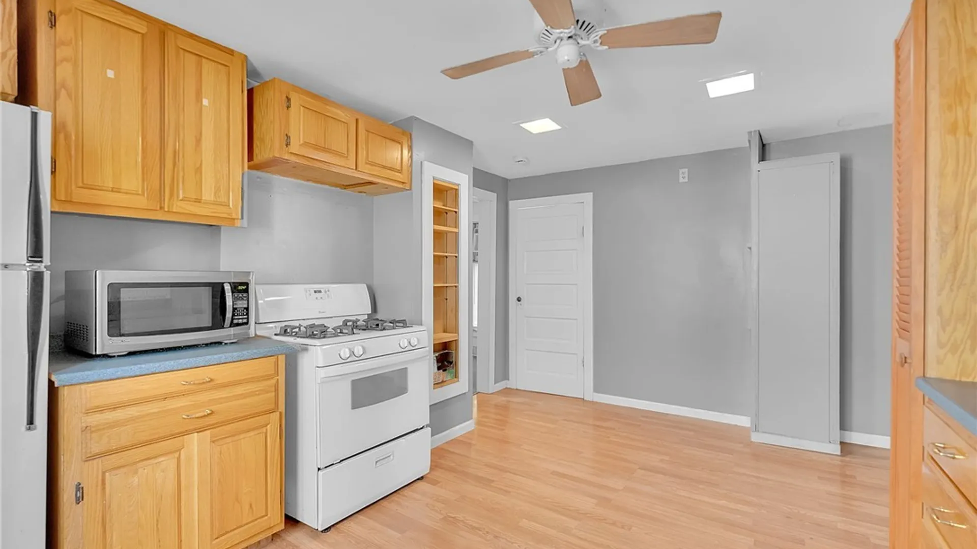Property at 114 Roesch Avenue, Buffalo, NY 14207 29