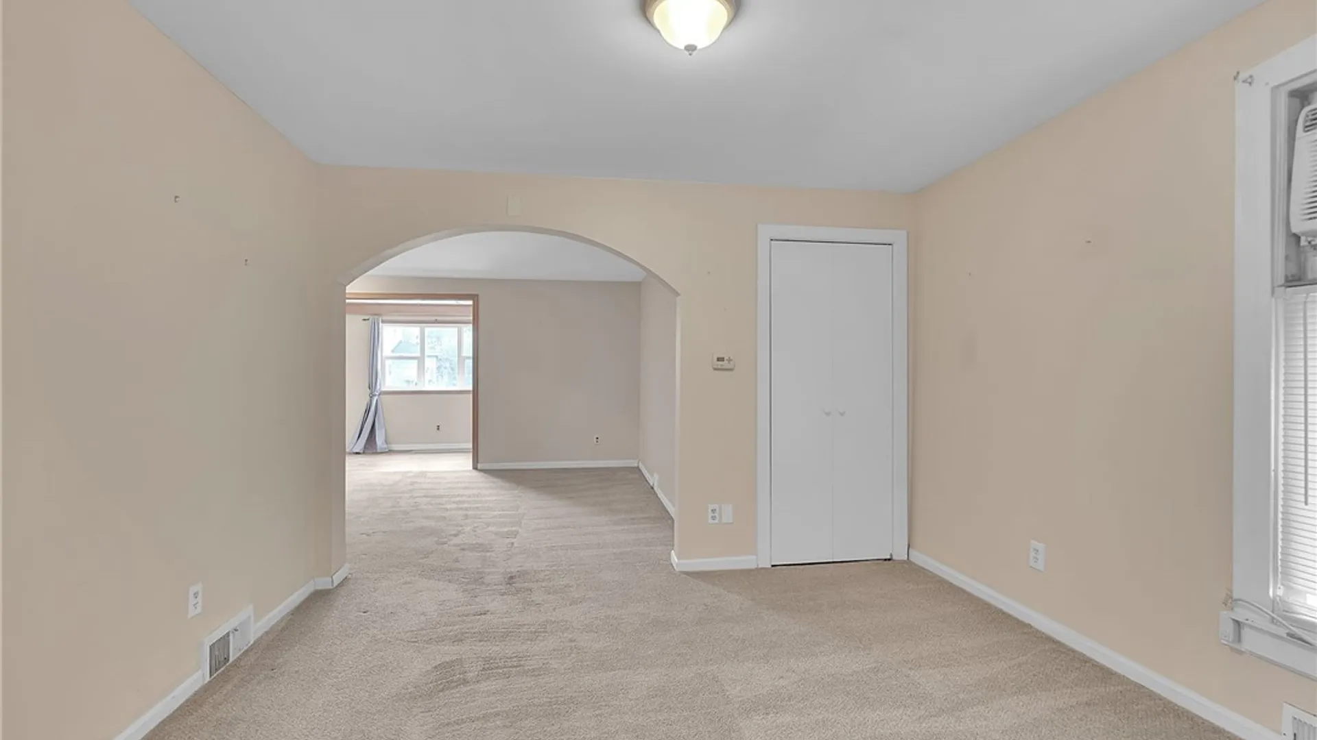 Property at 114 Roesch Avenue, Buffalo, NY 14207 38