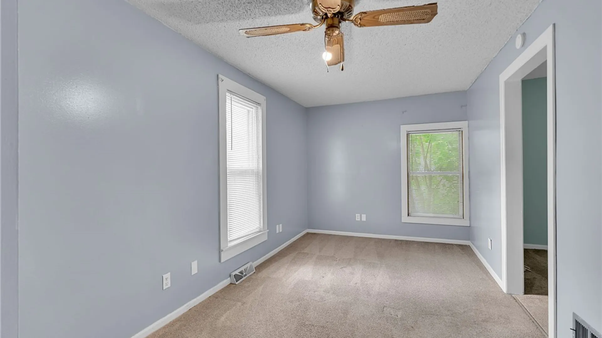Property at 114 Roesch Avenue, Buffalo, NY 14207 42
