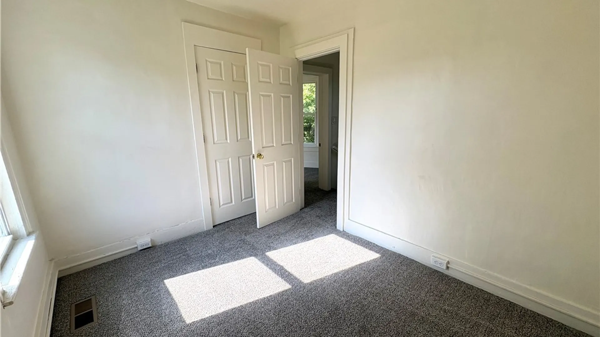 Property at 72 West Street, Auburn, NY 13021 16