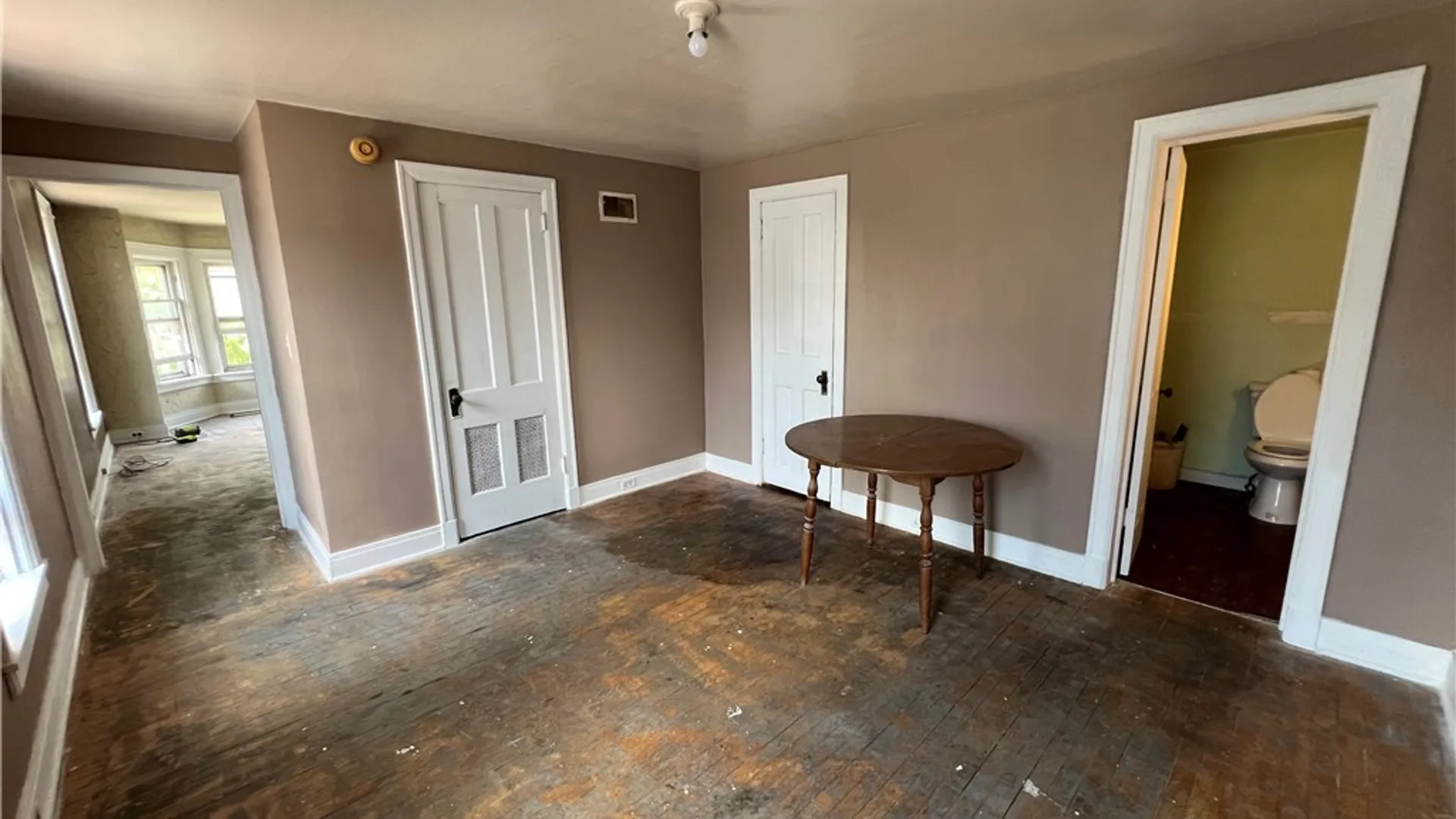 Property at 110 E 6th Street, Jamestown, NY 14701 4