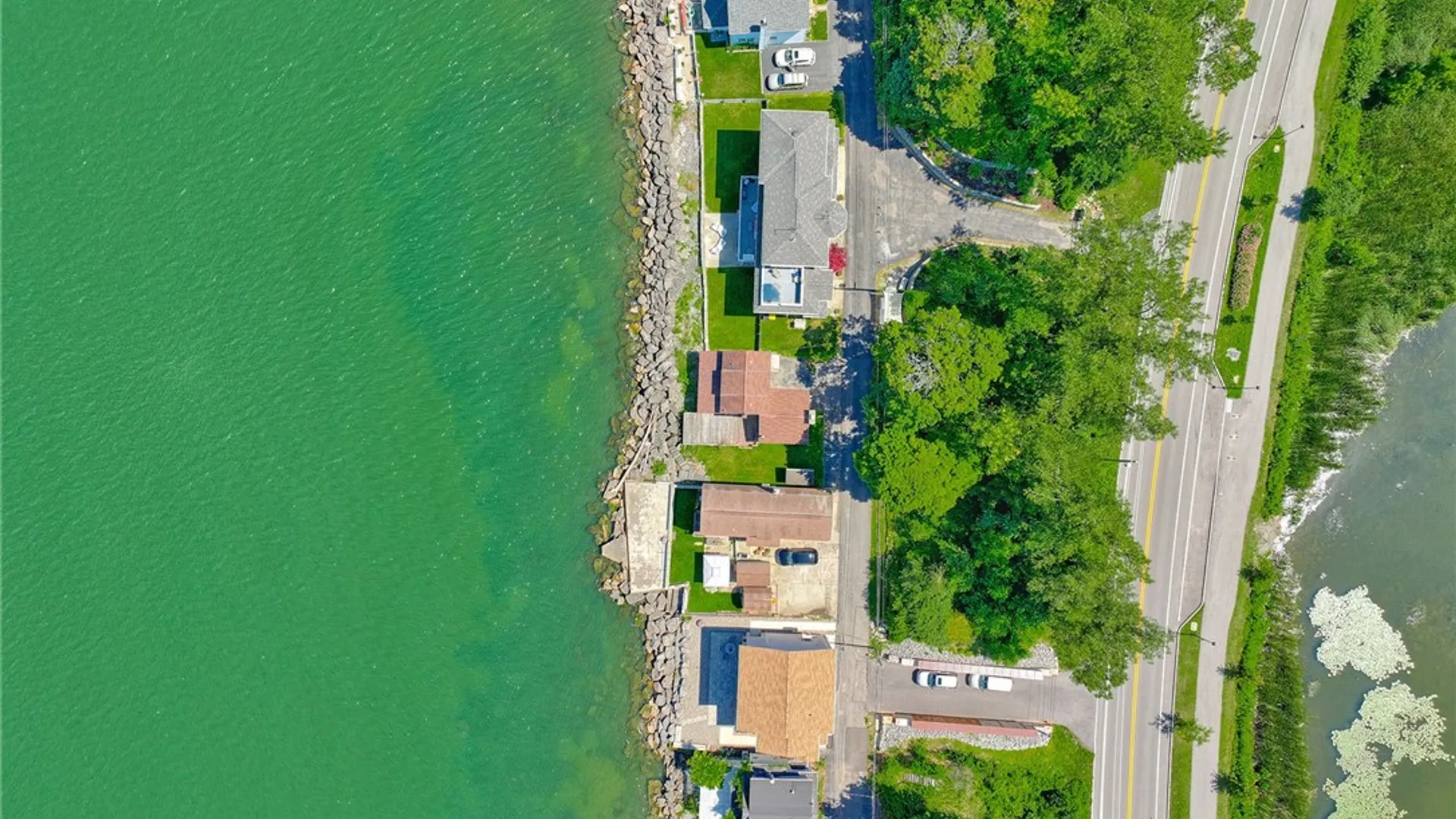 Property at 374 Lake Road, Webster, NY 14580 32