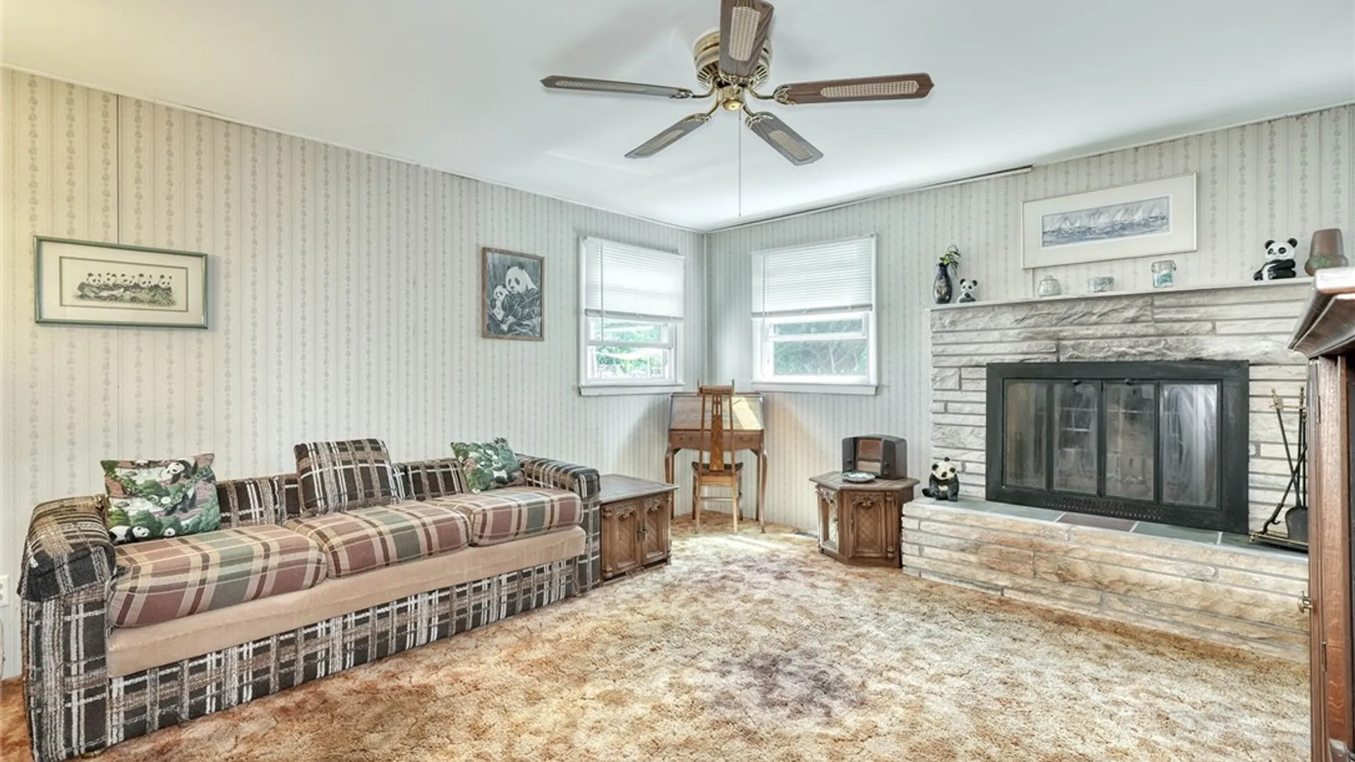 Property at 374 Lake Road, Webster, NY 14580 6