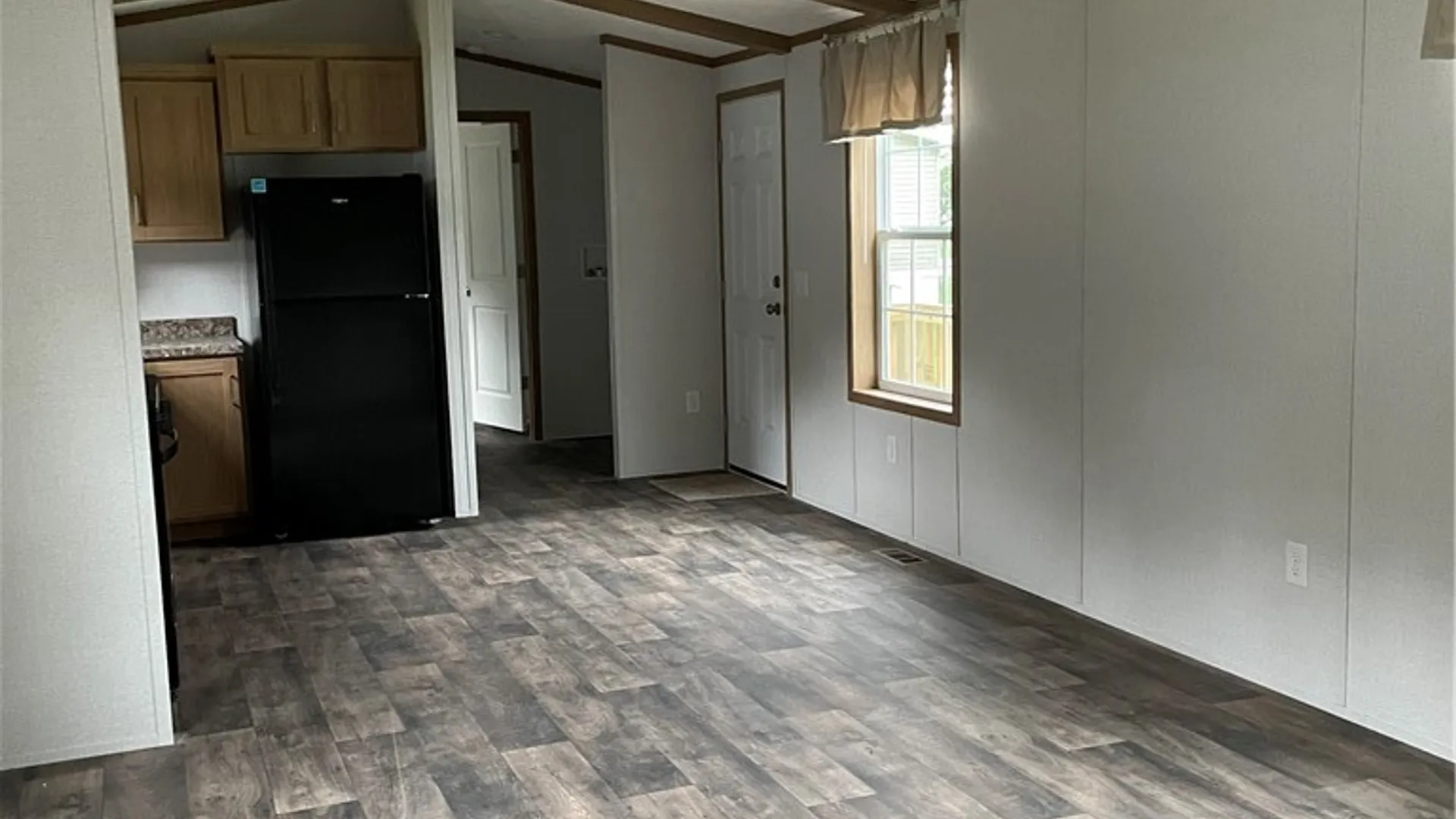 Property at 67 Northrup Lane, Farmington, NY 14425 4