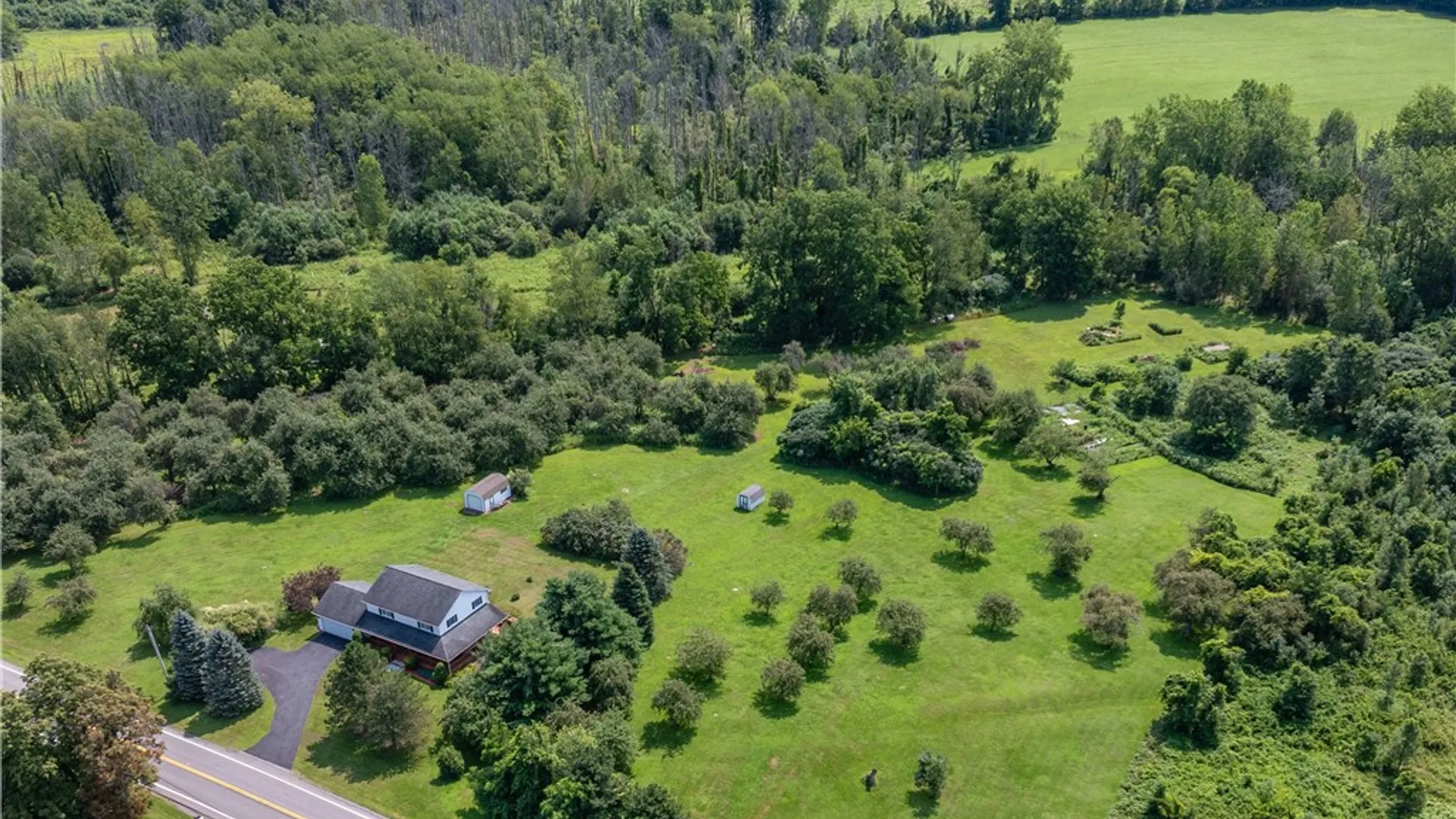 Property at 4283 Holley Byron Road, Clarendon, NY 14470 9