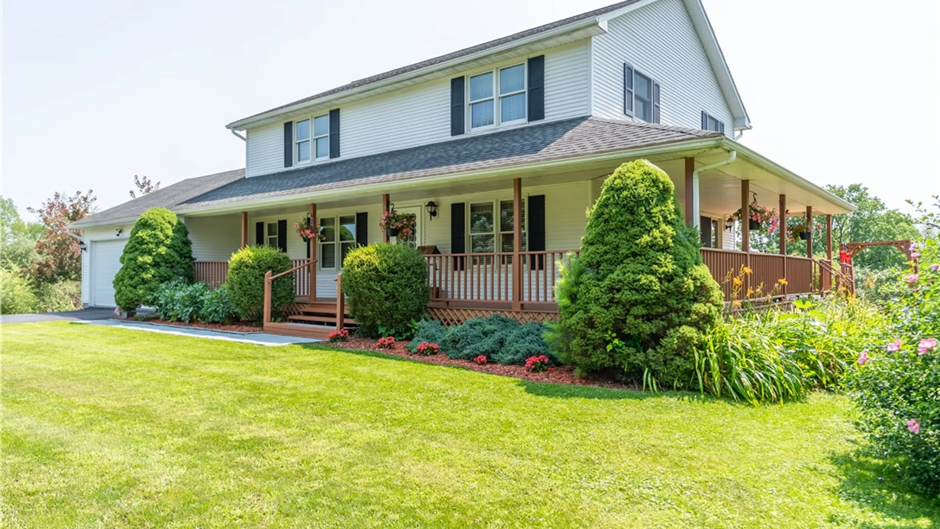 Property at 4283 Holley Byron Road, Clarendon, NY 14470 3