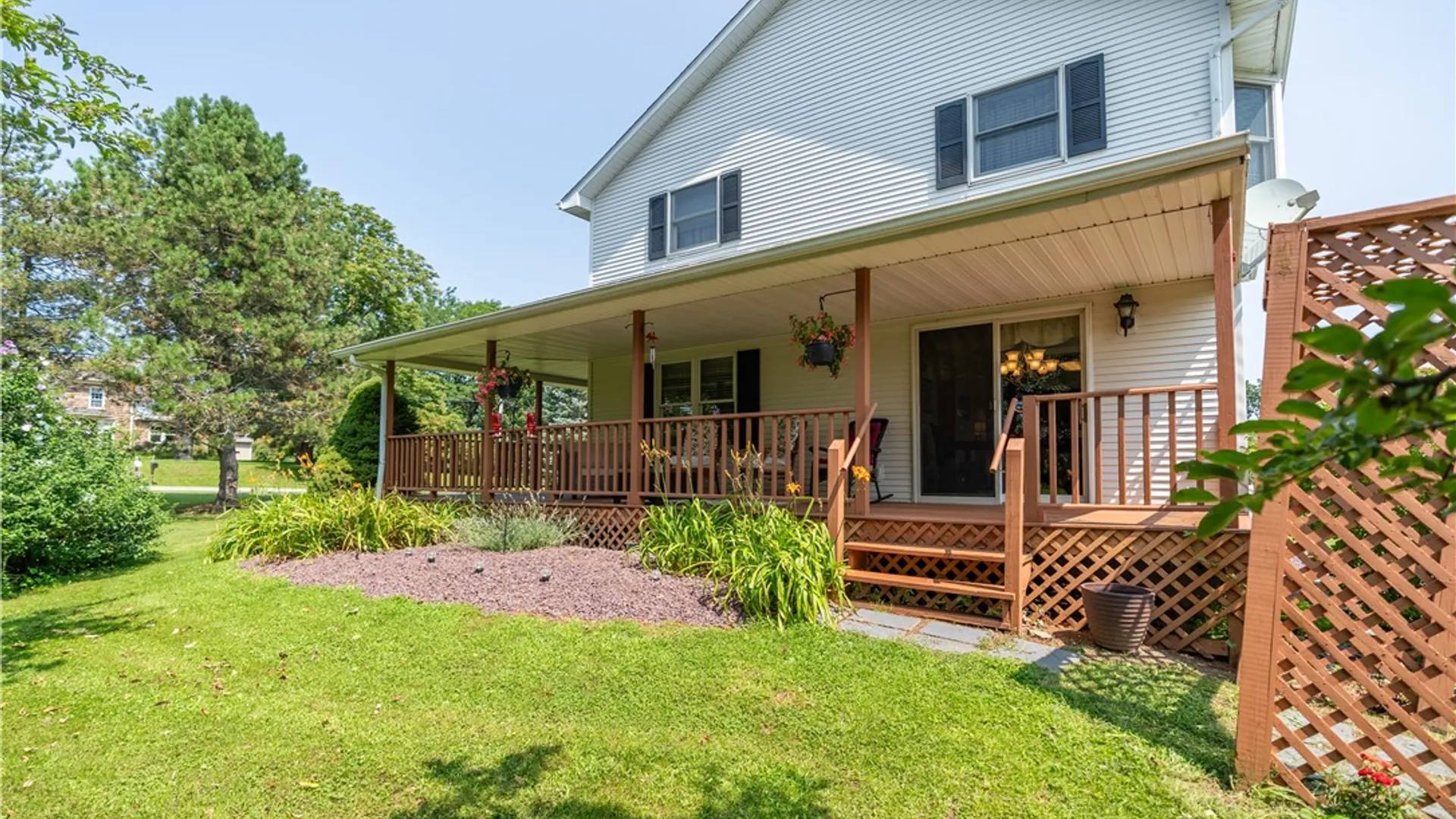 Property at 4283 Holley Byron Road, Clarendon, NY 14470 5