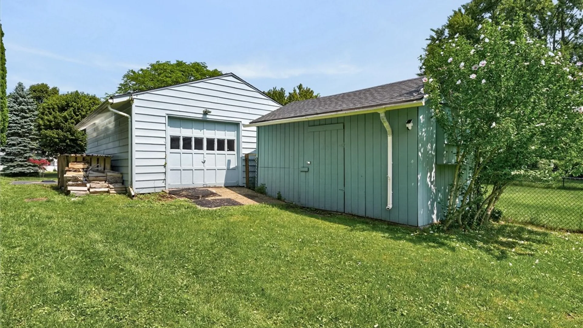 Property at 61 Faircrest Road, Henrietta, NY 14623 7