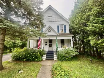 Property at 21 W Elizabeth Street, Skaneateles, NY 13152